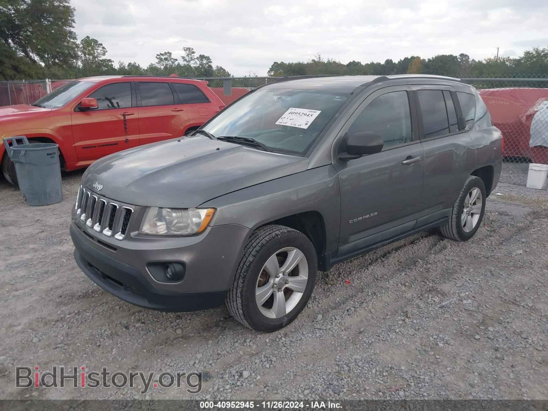 2011 JEEP COMPASS - VIN: 1J4NF1FB5BD252254 - Photo 2