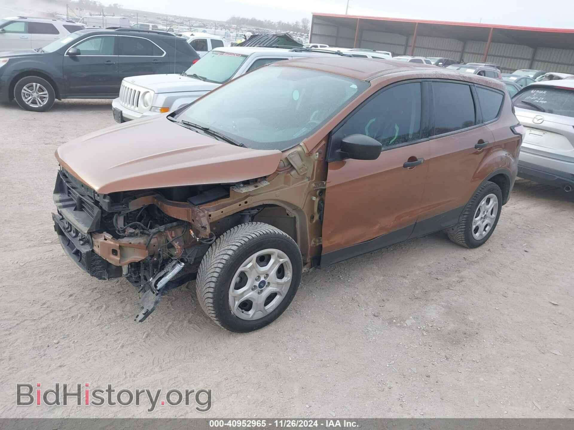 2017 FORD ESCAPE - VIN: 1FMCU0F76HUB61300 - Фото 2