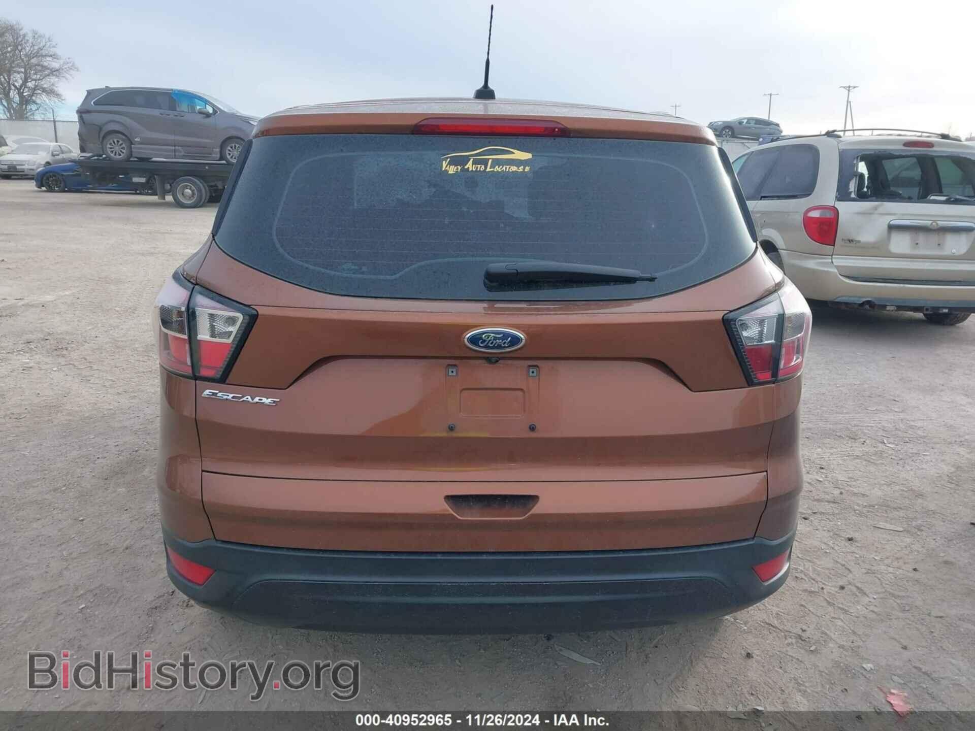 2017 FORD ESCAPE - VIN: 1FMCU0F76HUB61300 - Фото 17