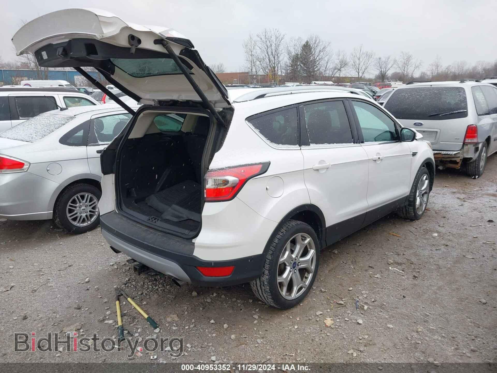 2017 FORD ESCAPE - VIN: 1FMCU0JD8HUB14640 - Photo 4