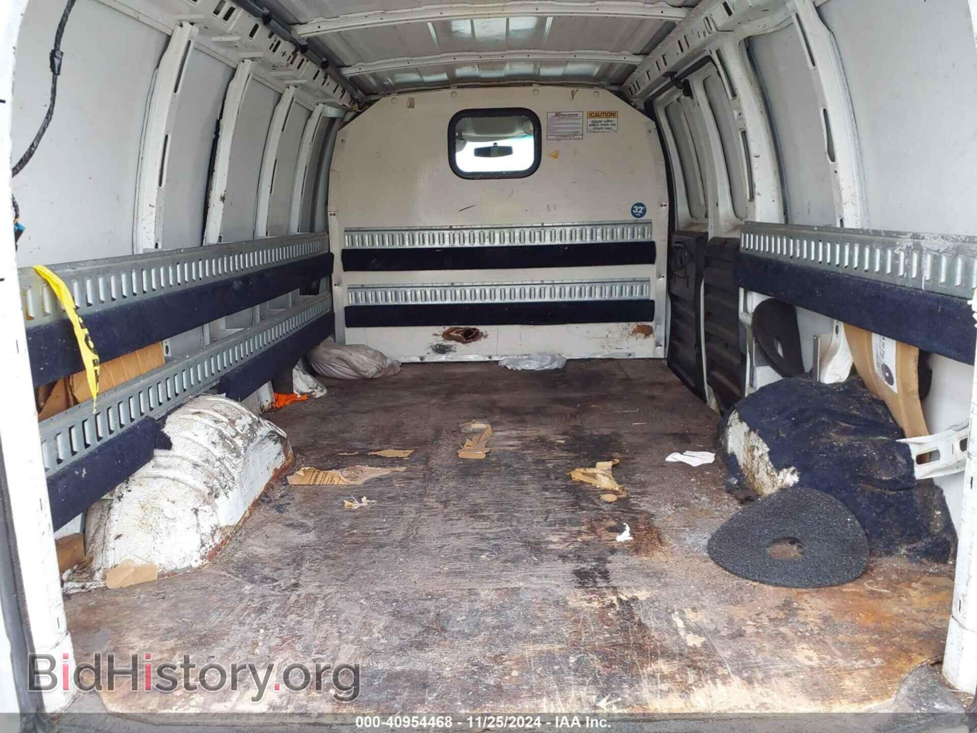 2012 CHEVROLET EXPRESS 1500 - VIN: 1GCSGAFX2C1104681 - Фото 8