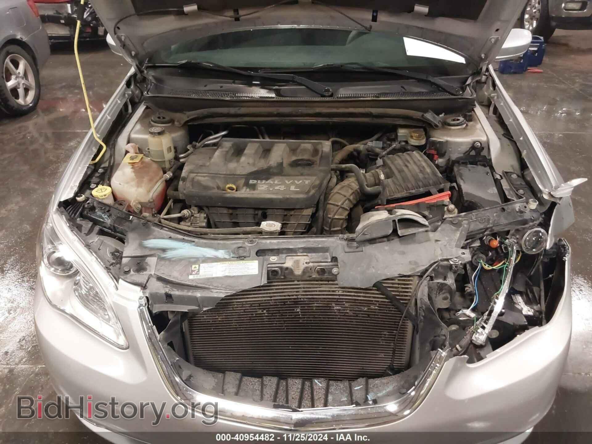 2011 CHRYSLER 200 - VIN: 1C3BC4FB9BN599457 - Фото 10