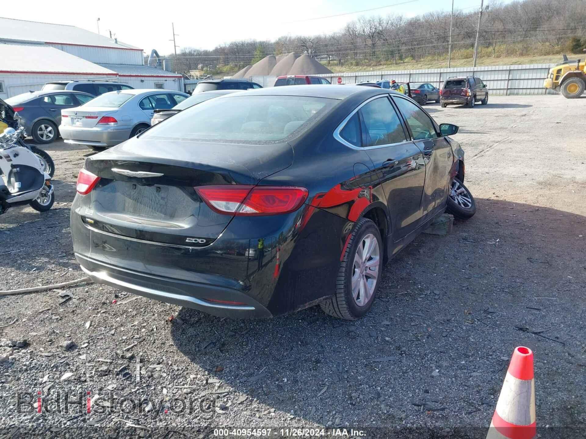 2016 CHRYSLER 200 - VIN: 1C3CCCAB5GN177876 - Фото 4