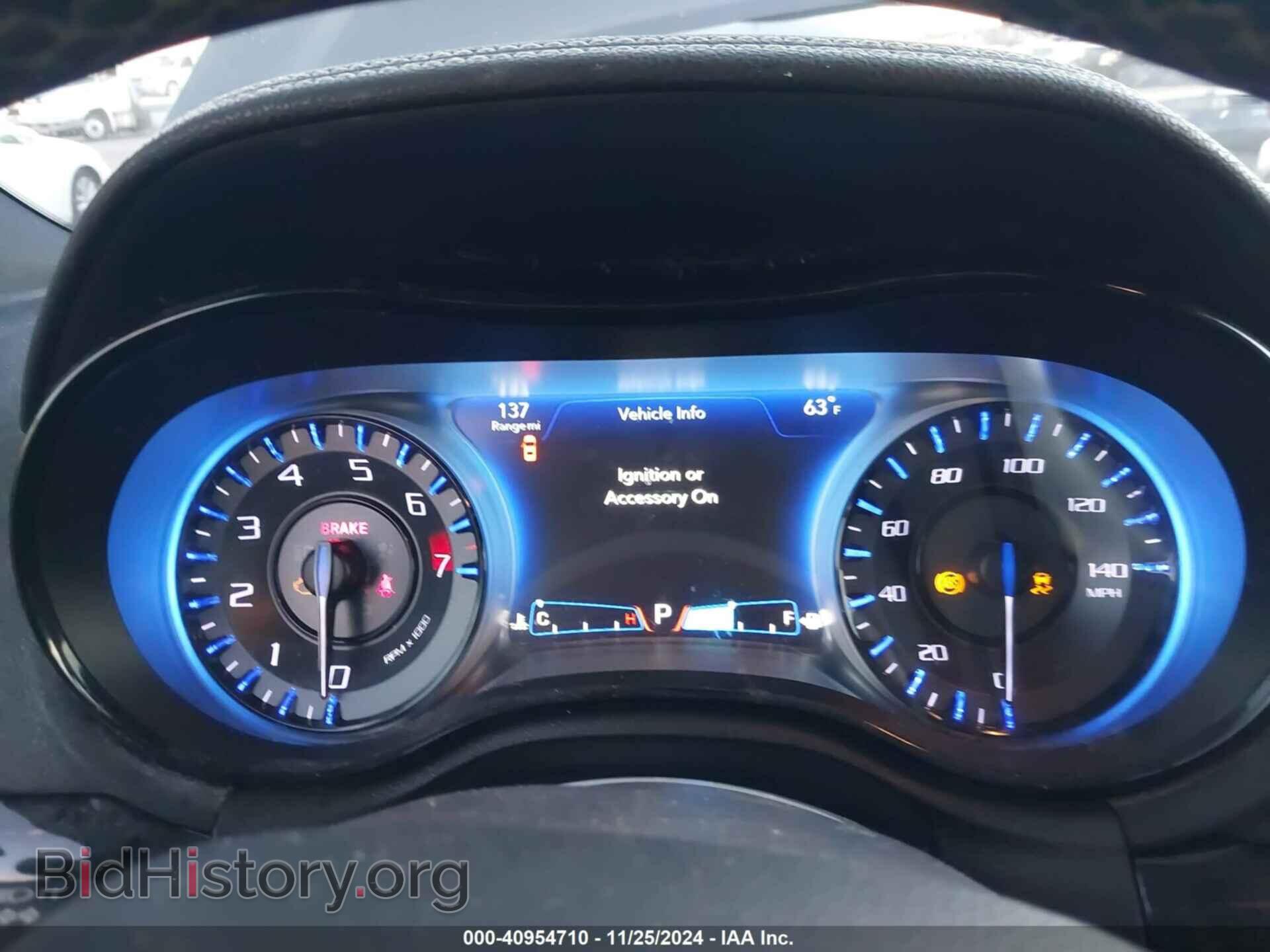 2017 CHRYSLER 300 - VIN: 2C3CCABG2HH577404 - Фото 7