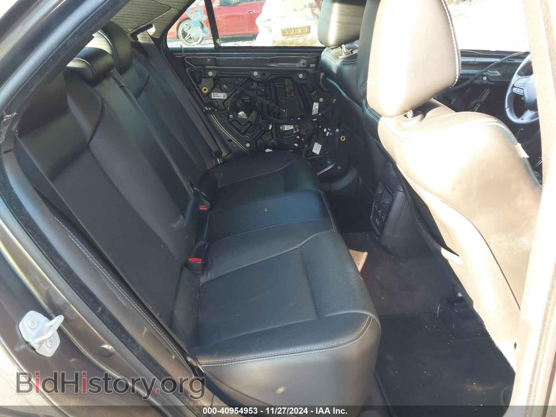 2017 CHRYSLER 300 - VIN: 2C3CCABG6HH651116 - Фото 8