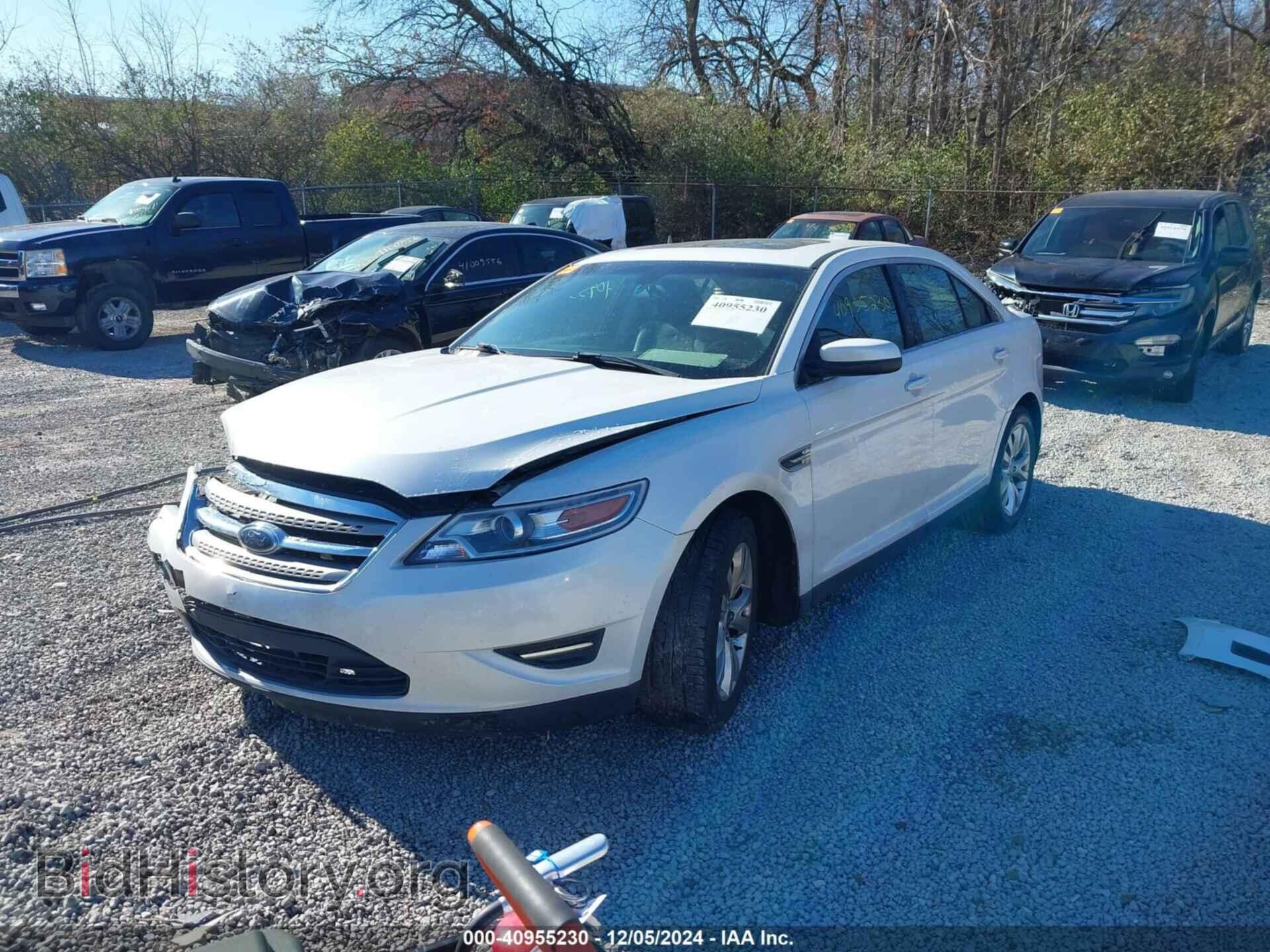 2010 FORD TAURUS - VIN: 1FAHP2EW1AG137213 - Фото 2