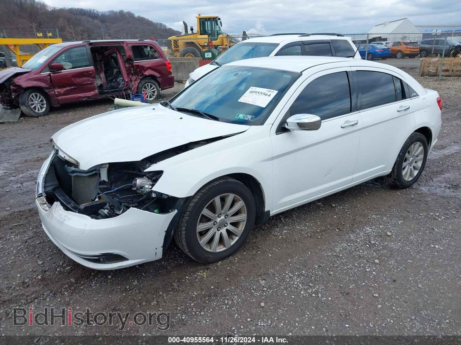 2014 CHRYSLER 200 - VIN: 1C3CCBCG6EN179538 - Фото 2