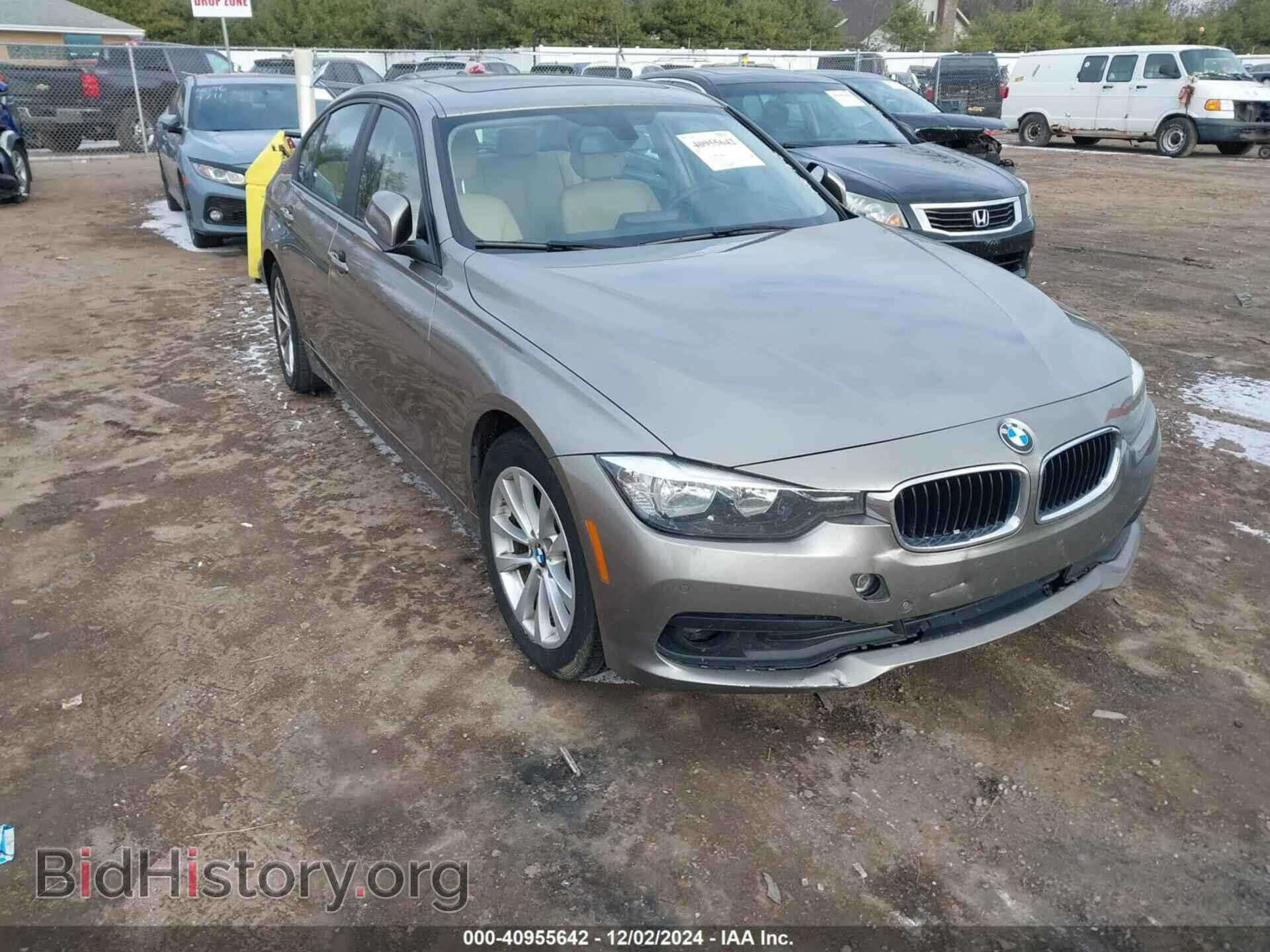 Photo WBA8E1G38HNU18201 - BMW 320I 2017