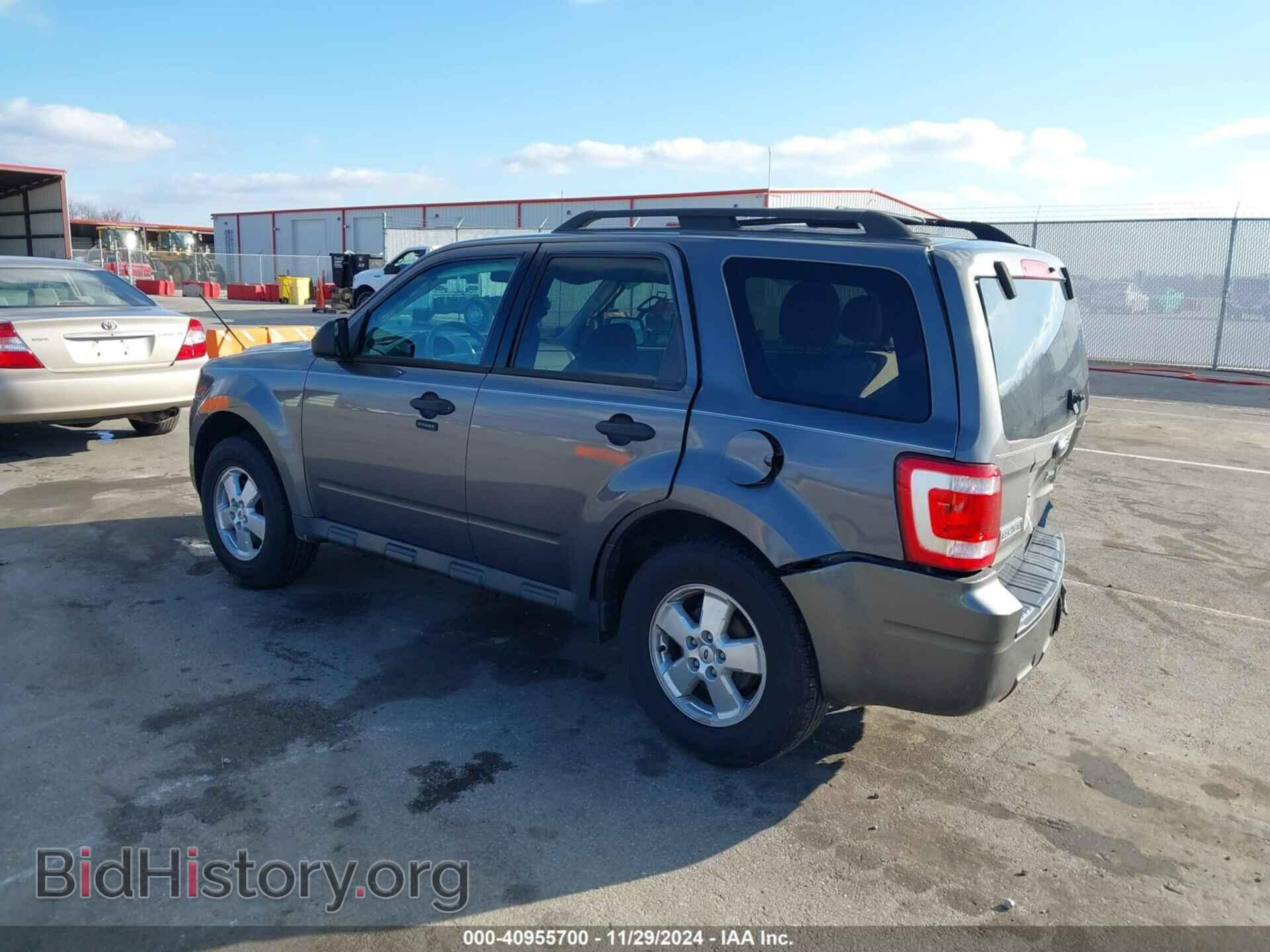 2010 FORD ESCAPE - VIN: 1FMCU9DG2AKB88387 - Фото 3