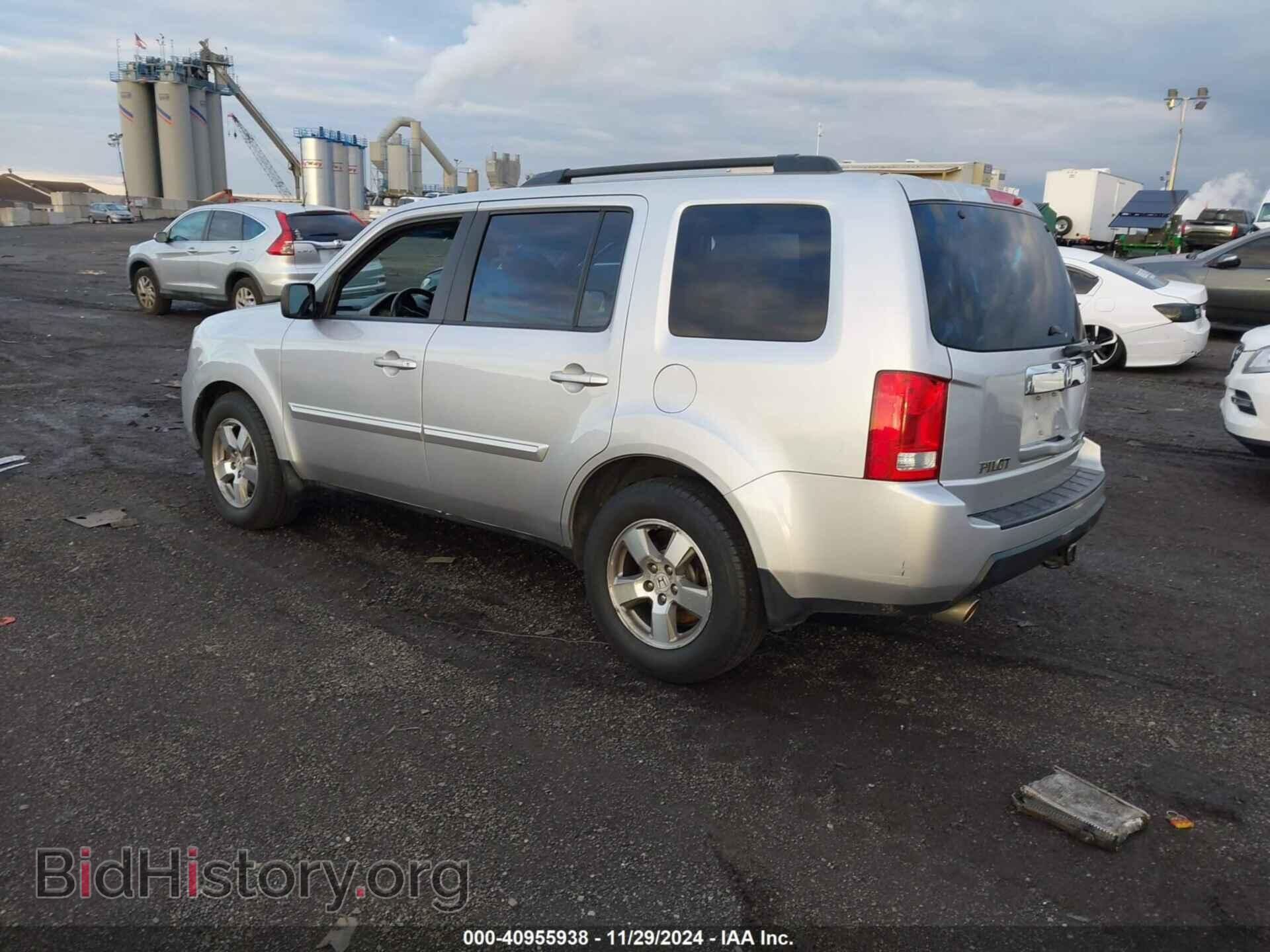 2011 HONDA PILOT - VIN: 5FNYF4H51BB018570 - Фото 3