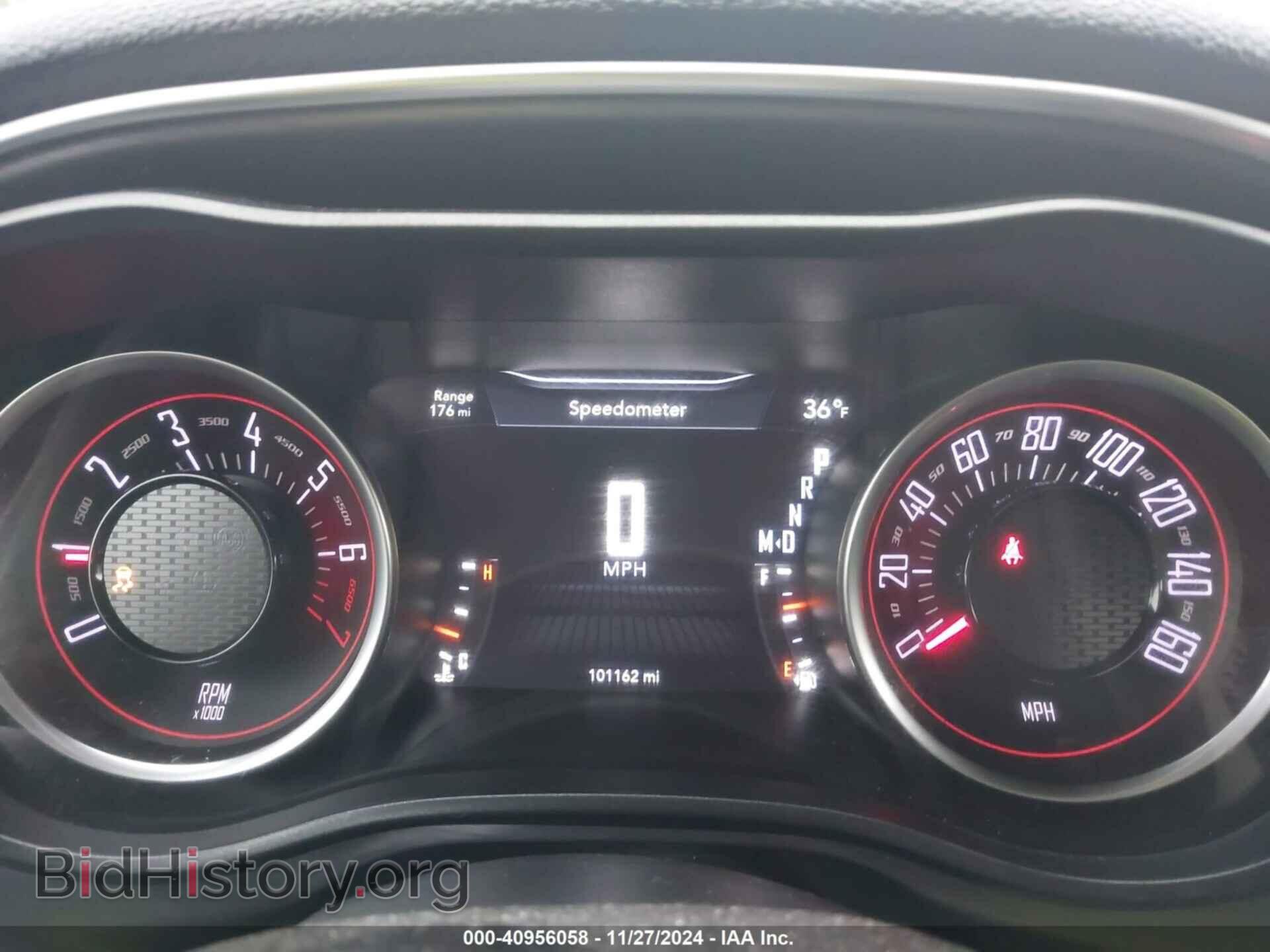 2018 DODGE CHALLENGER - VIN: 2C3CDZAG4JH305102 - Фото 7