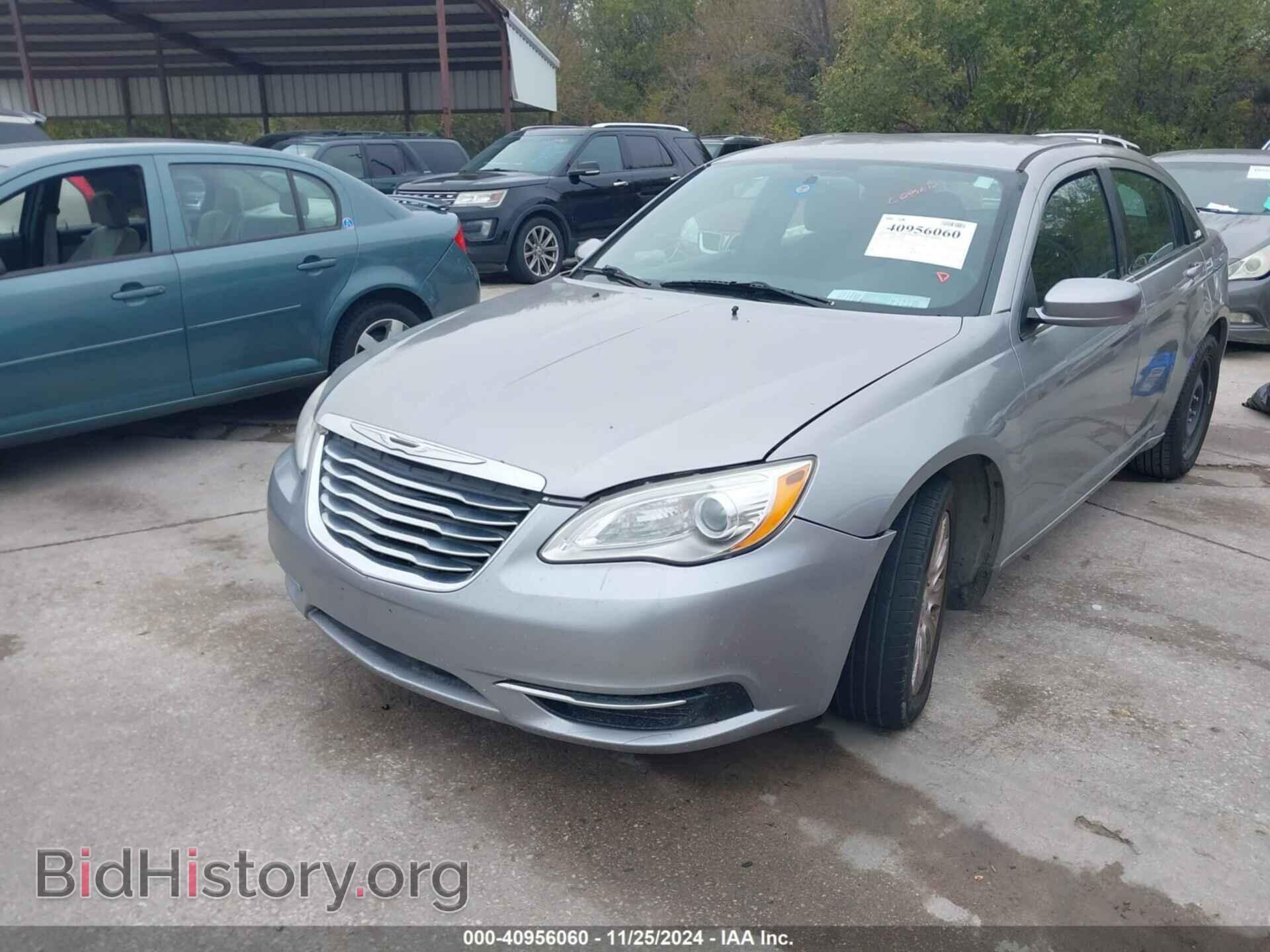 2014 CHRYSLER 200 - VIN: 1C3CCBABXEN122508 - Фото 2