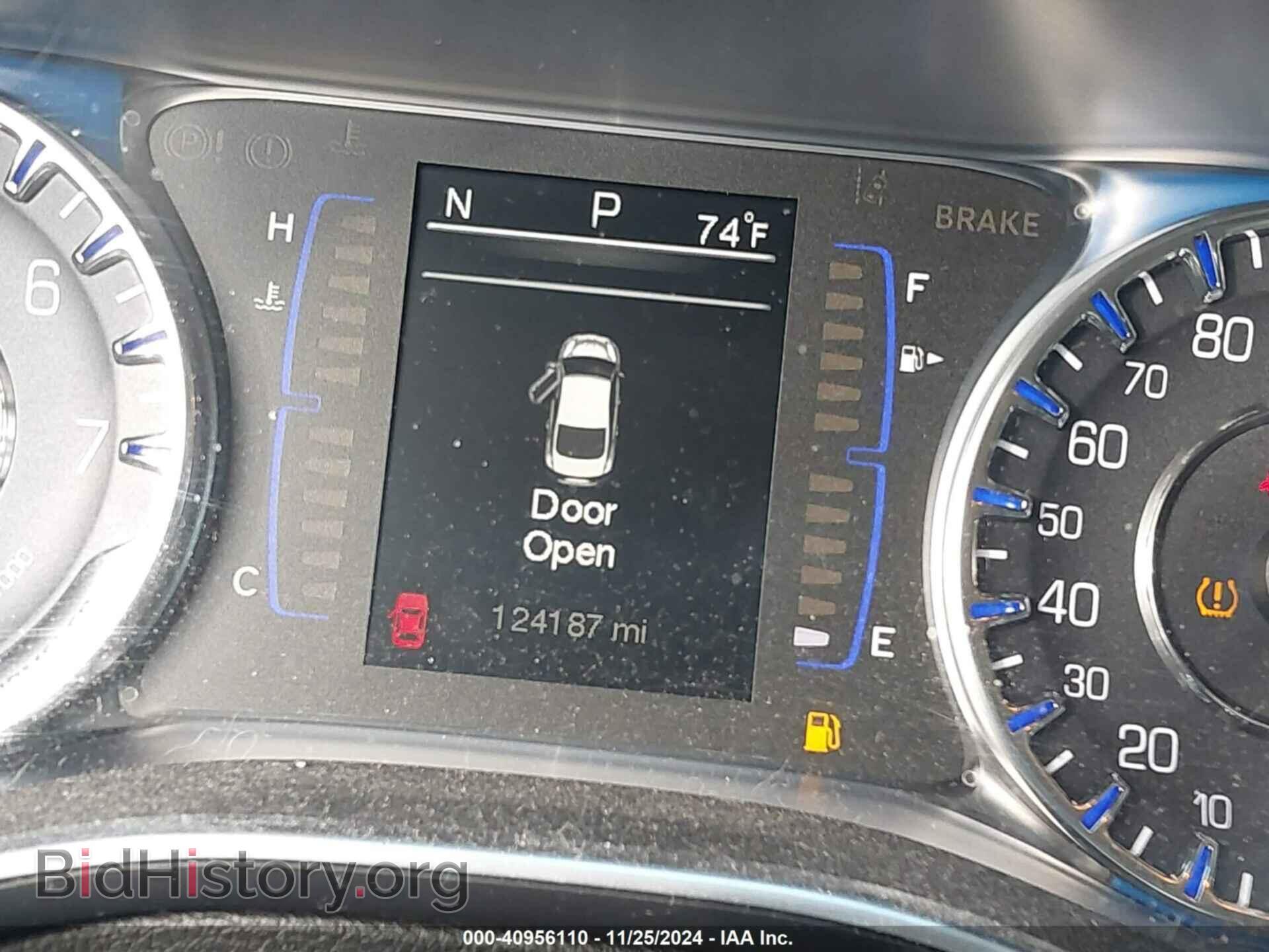 2015 CHRYSLER 200 - VIN: 1C3CCCAB1FN613895 - Photo 7
