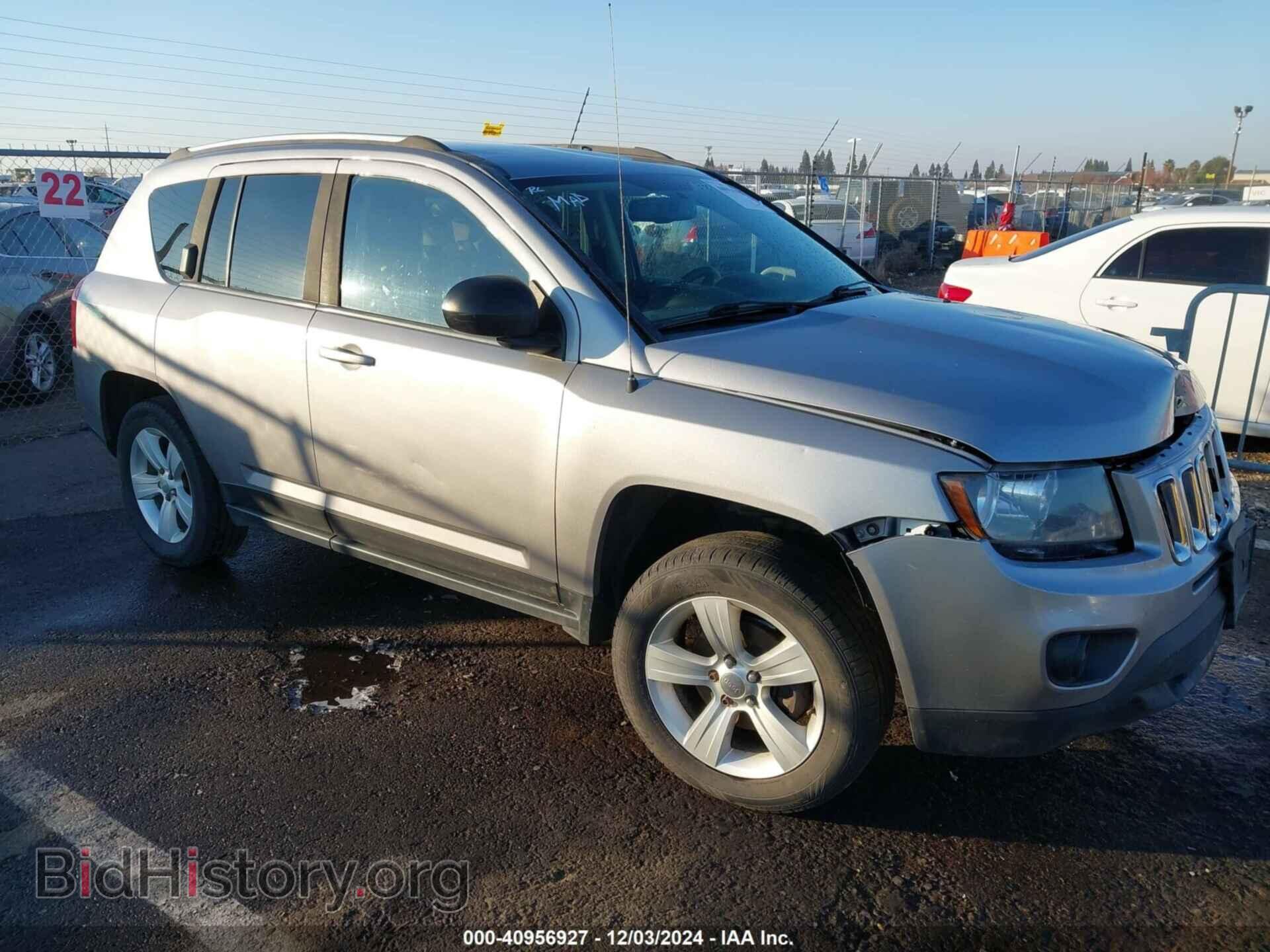 Photo 1C4NJDBB9GD509094 - JEEP COMPASS 2016