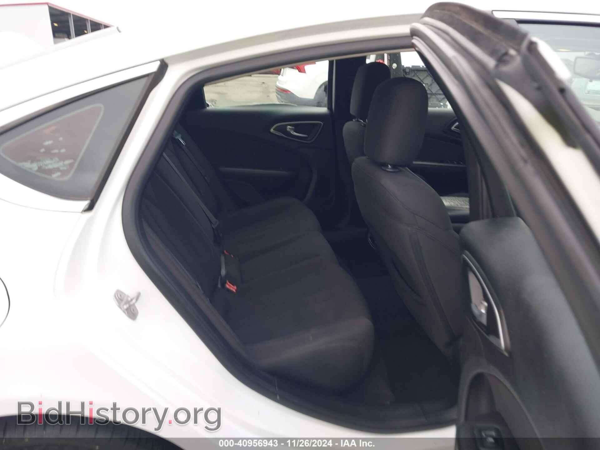 2015 CHRYSLER 200 - VIN: 1C3CCCABXFN603494 - Фото 8