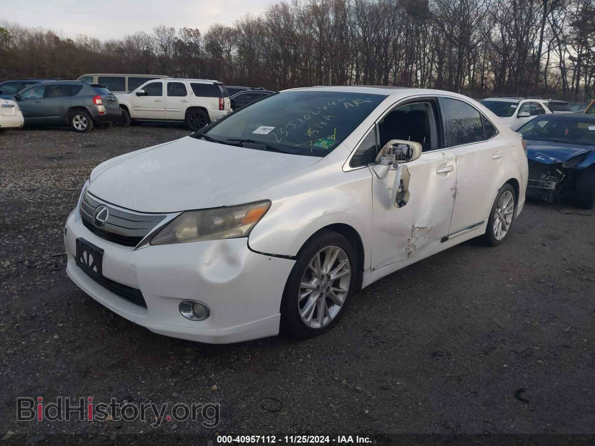 2010 LEXUS HS 250H - VIN: JTHBB1BA4A2000828 - Photo 2