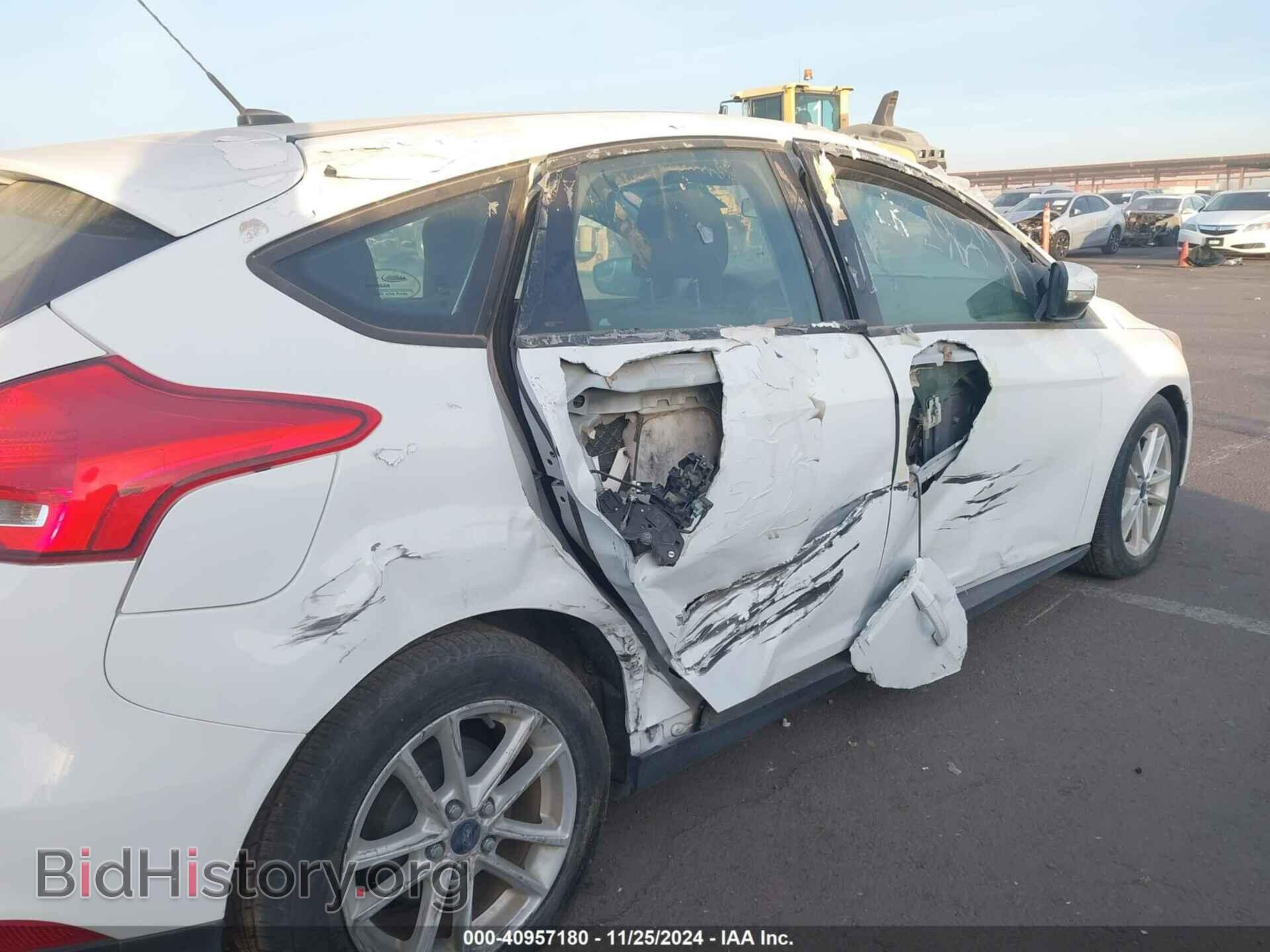 2017 FORD FOCUS - VIN: 1FADP3K24HL308477 - Фото 6