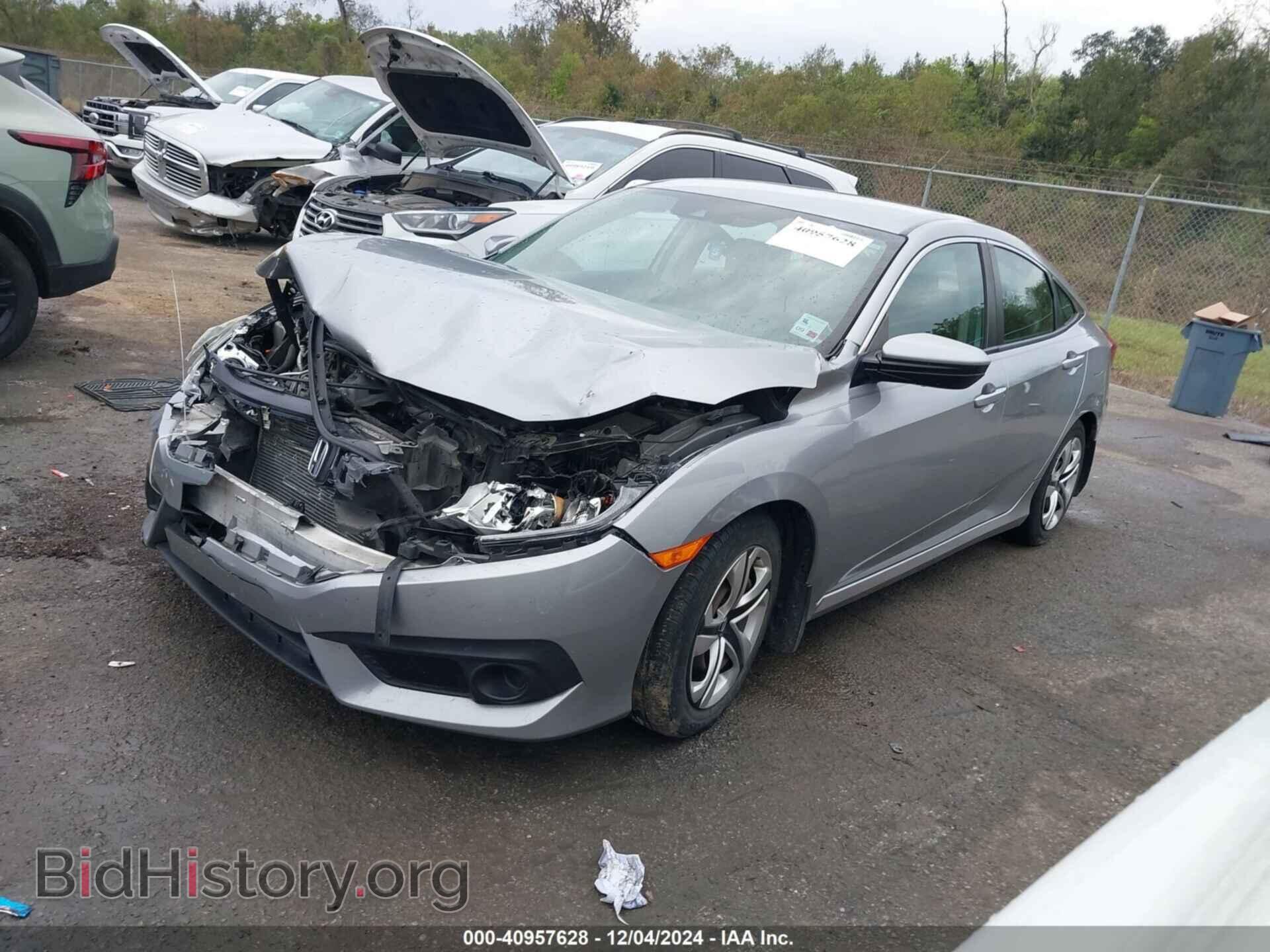 2018 HONDA CIVIC - VIN: 19XFC2F66JE017242 - Фото 2