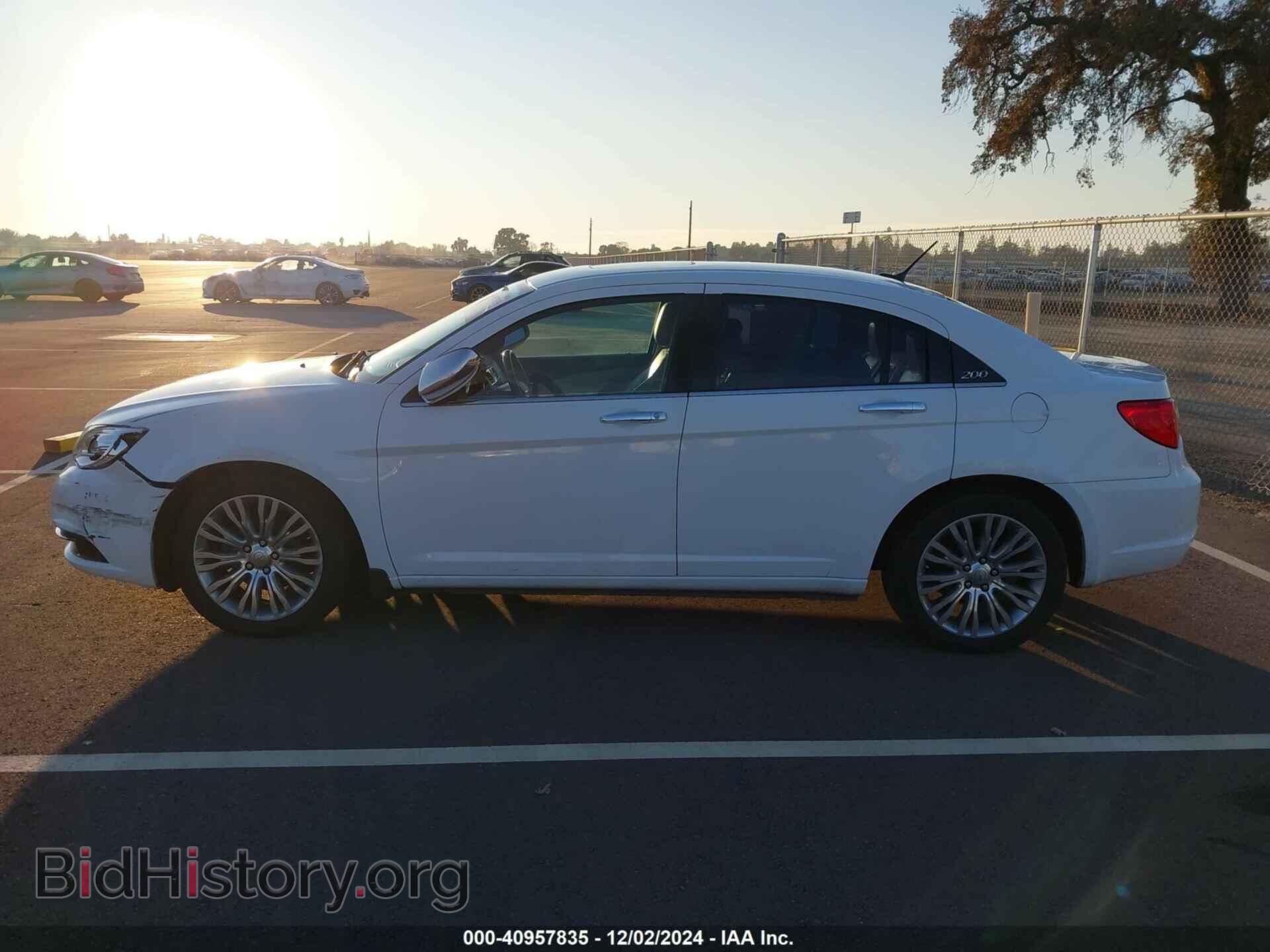 2012 CHRYSLER 200 - VIN: 1C3CCBCB8CN307599 - Фото 14