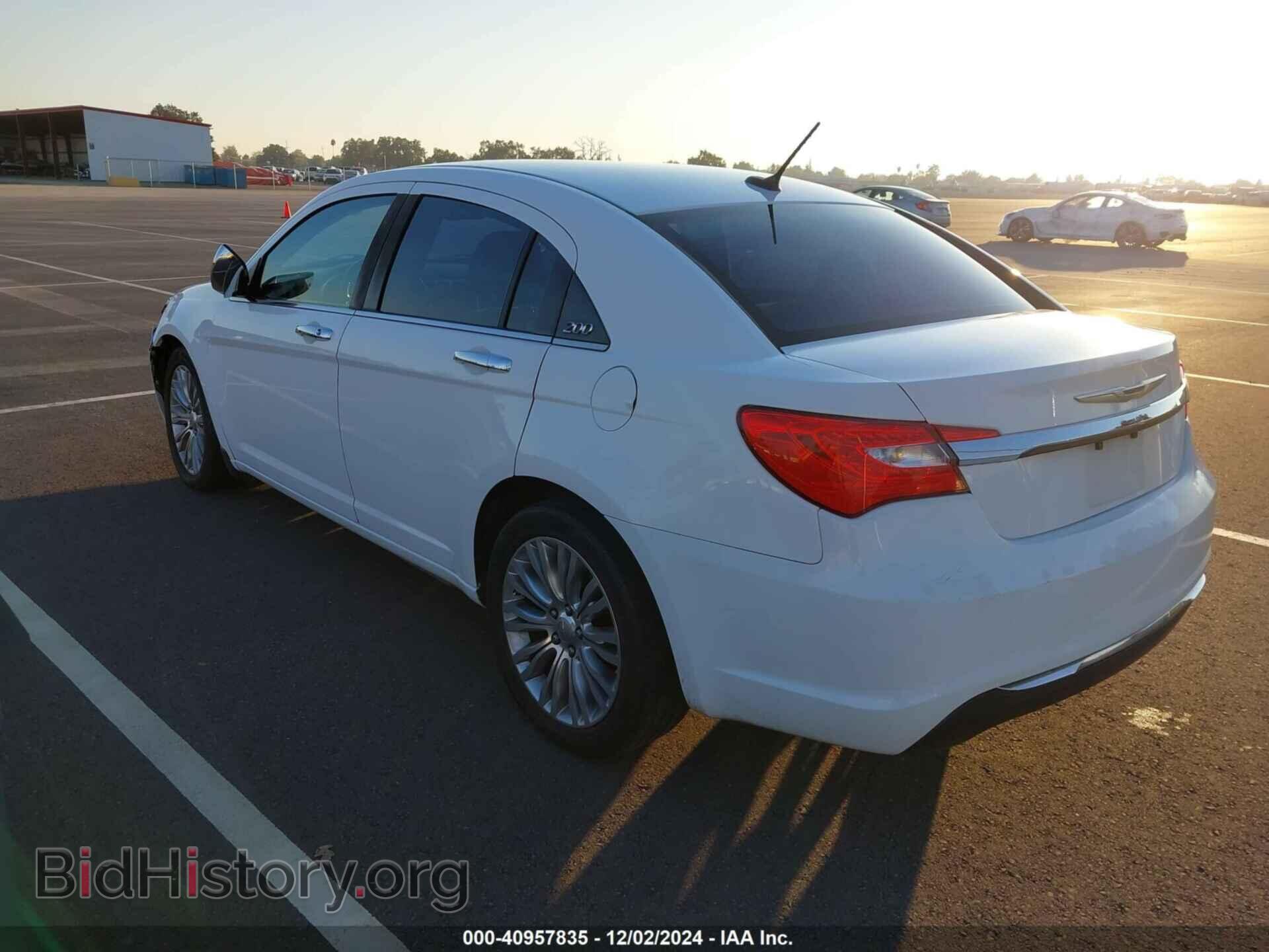 2012 CHRYSLER 200 - VIN: 1C3CCBCB8CN307599 - Фото 3