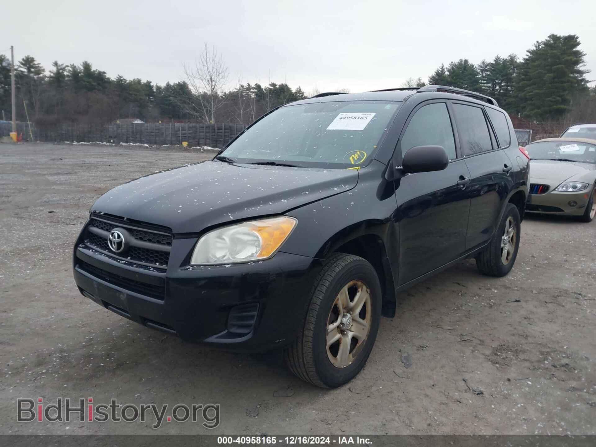2011 TOYOTA RAV4 - VIN: 2T3BF4DV6BW155784 - Фото 2