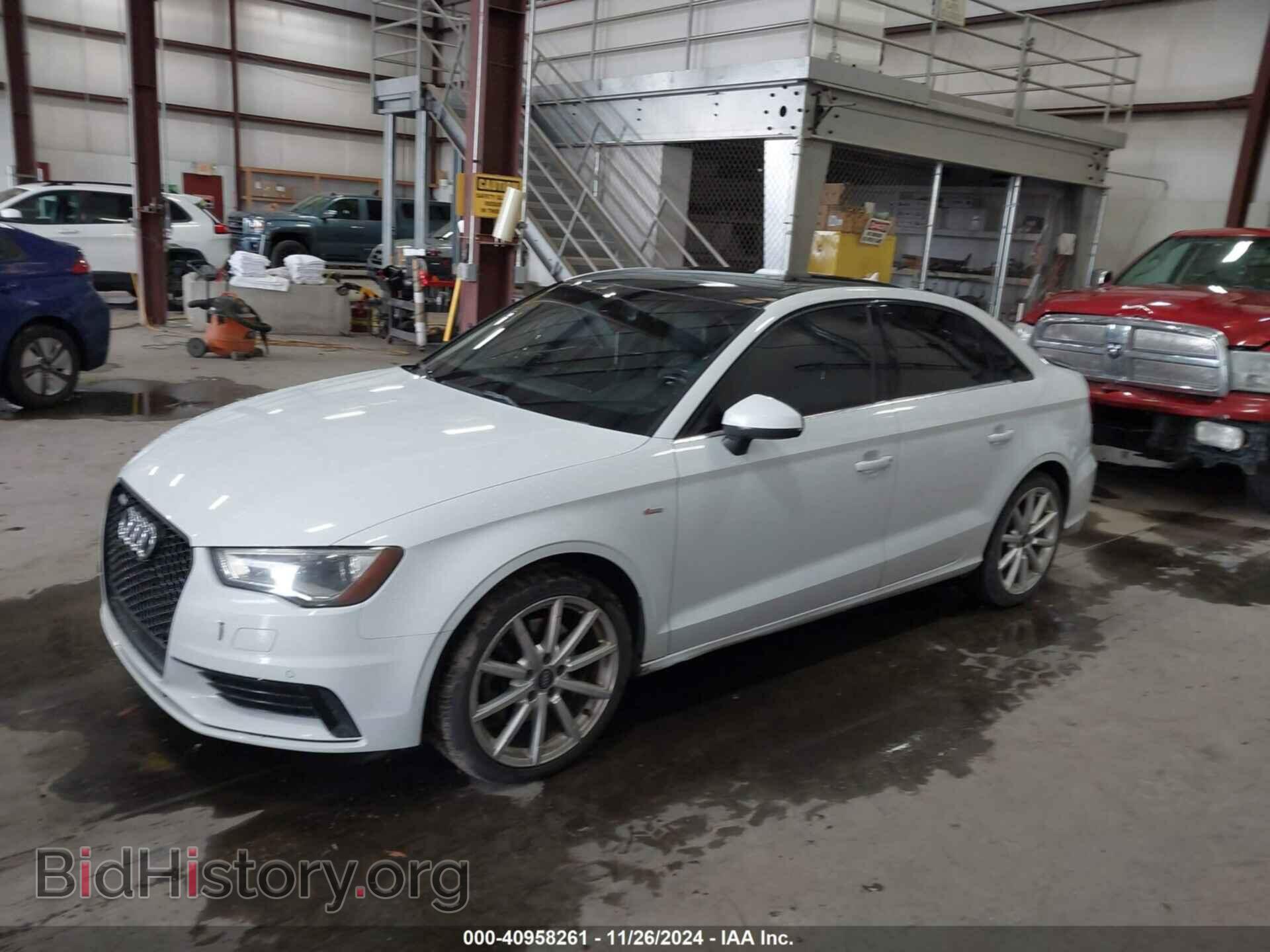 2015 AUDI A3 - VIN: WAUCCGFF5F1021371 - Фото 2