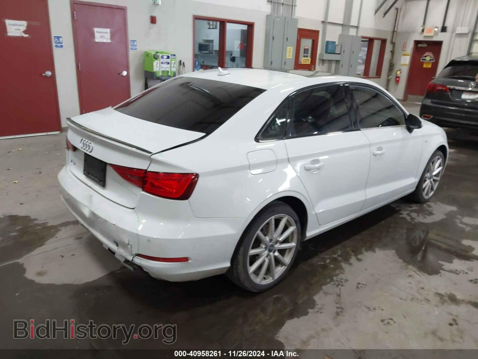 2015 AUDI A3 - VIN: WAUCCGFF5F1021371 - Фото 4