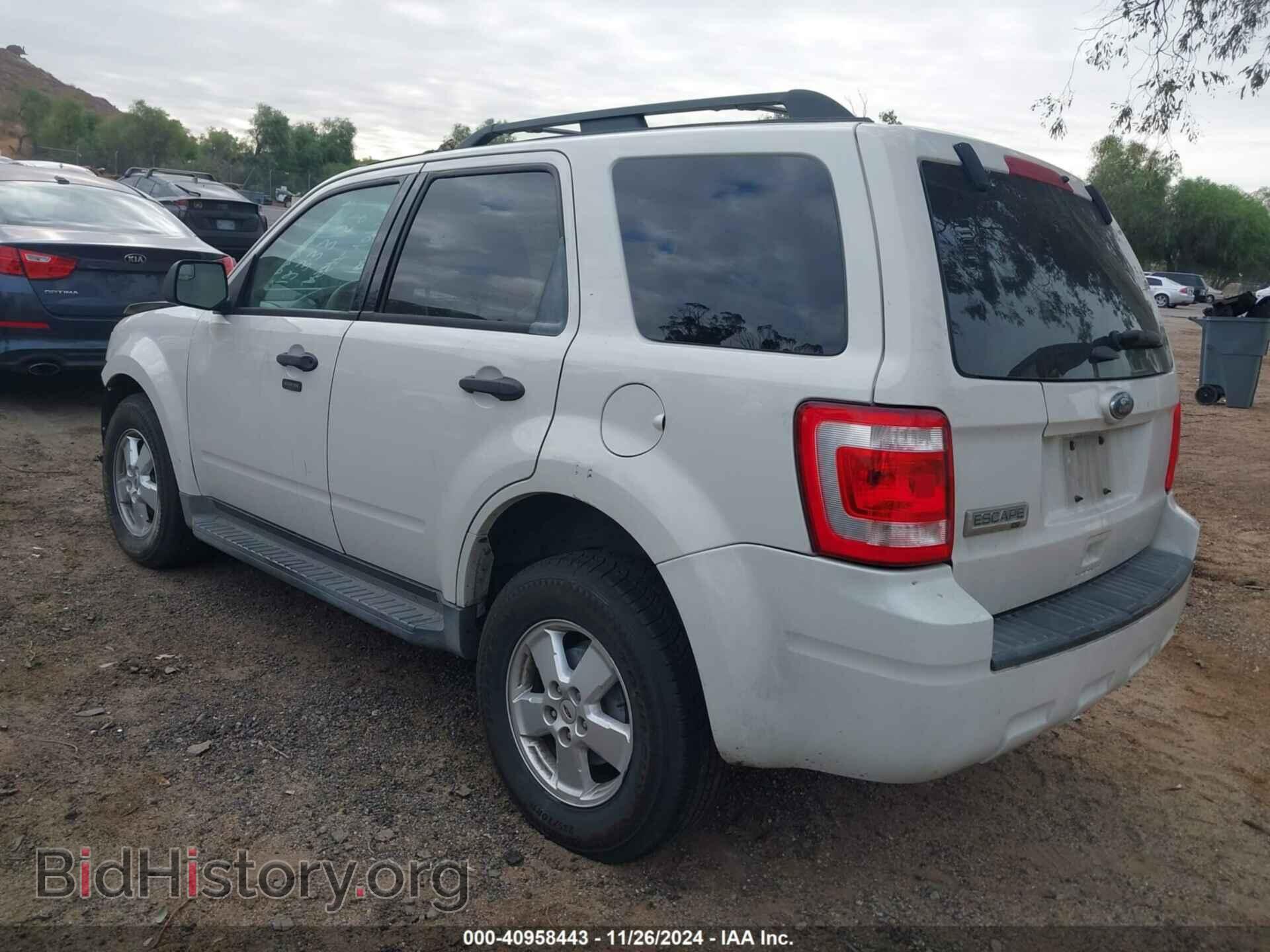 2012 FORD ESCAPE - VIN: 1FMCU0D75CKB67631 - Фото 3