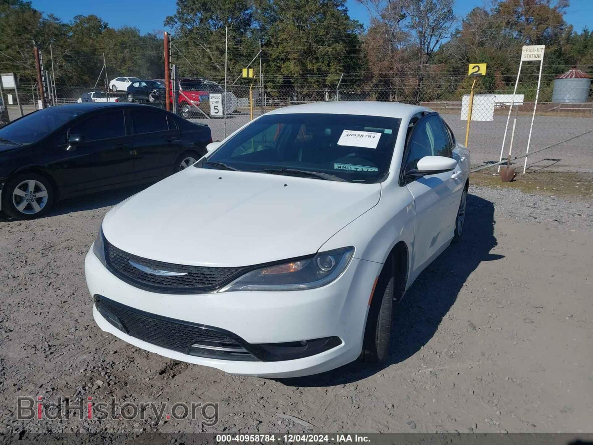 2015 CHRYSLER 200 - VIN: 1C3CCCBB9FN635822 - Photo 2