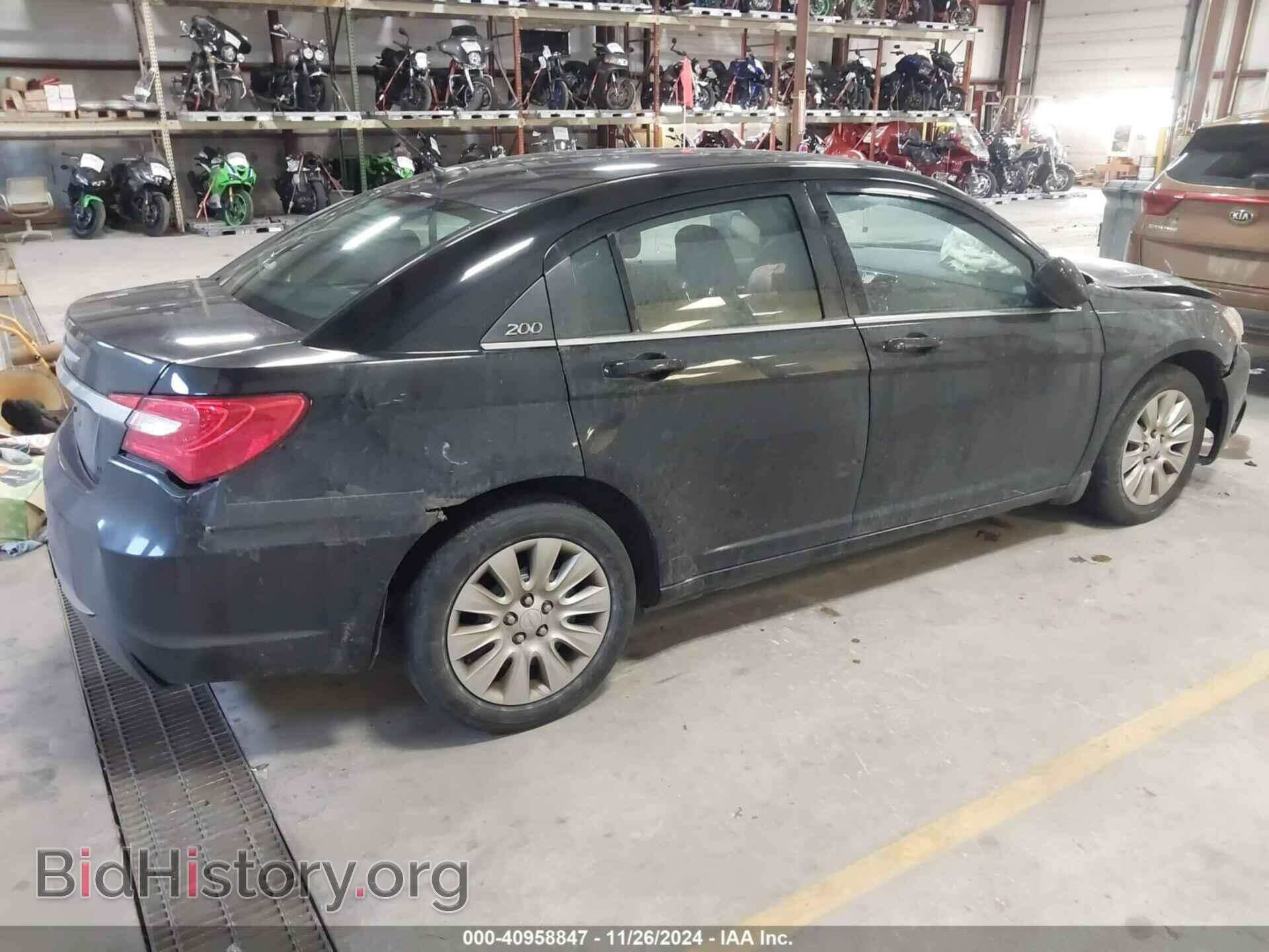 2014 CHRYSLER 200 - VIN: 1C3CCBAB8EN205774 - Фото 4