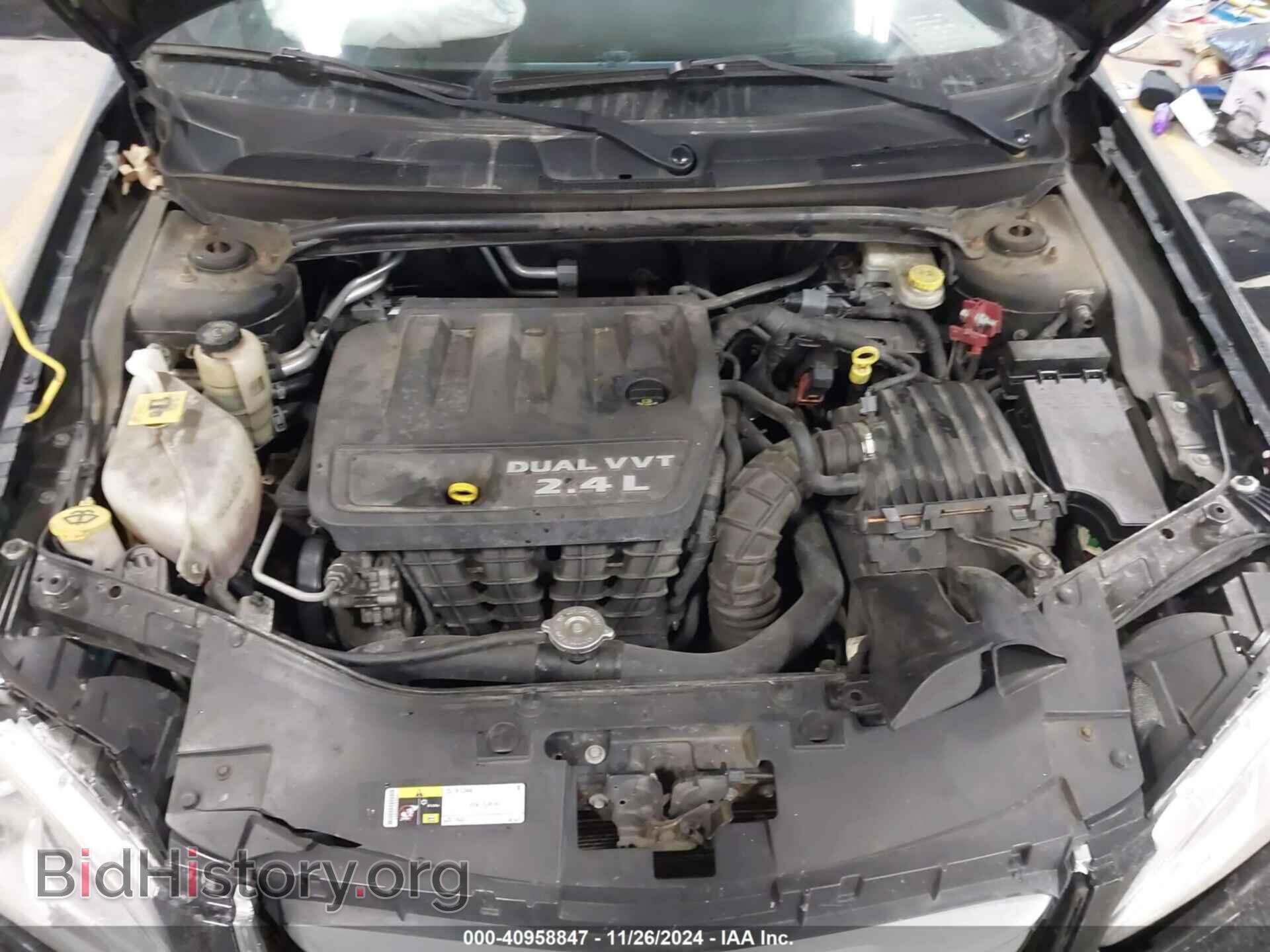 2014 CHRYSLER 200 - VIN: 1C3CCBAB8EN205774 - Фото 10