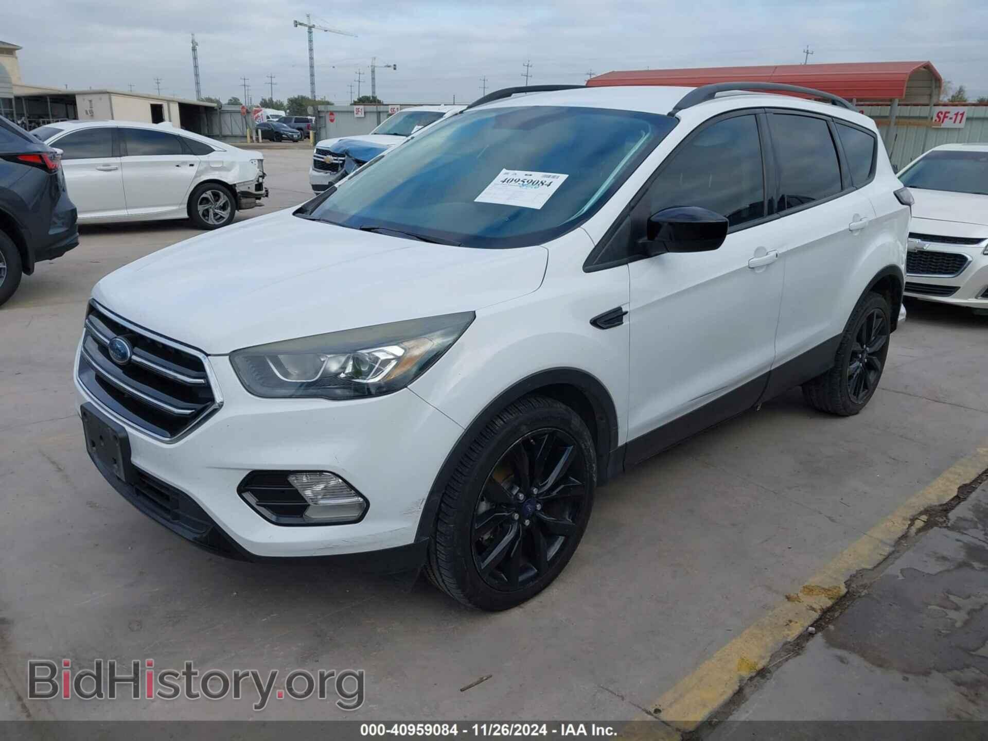 2017 FORD ESCAPE - VIN: 1FMCU0G99HUE15548 - Фото 2