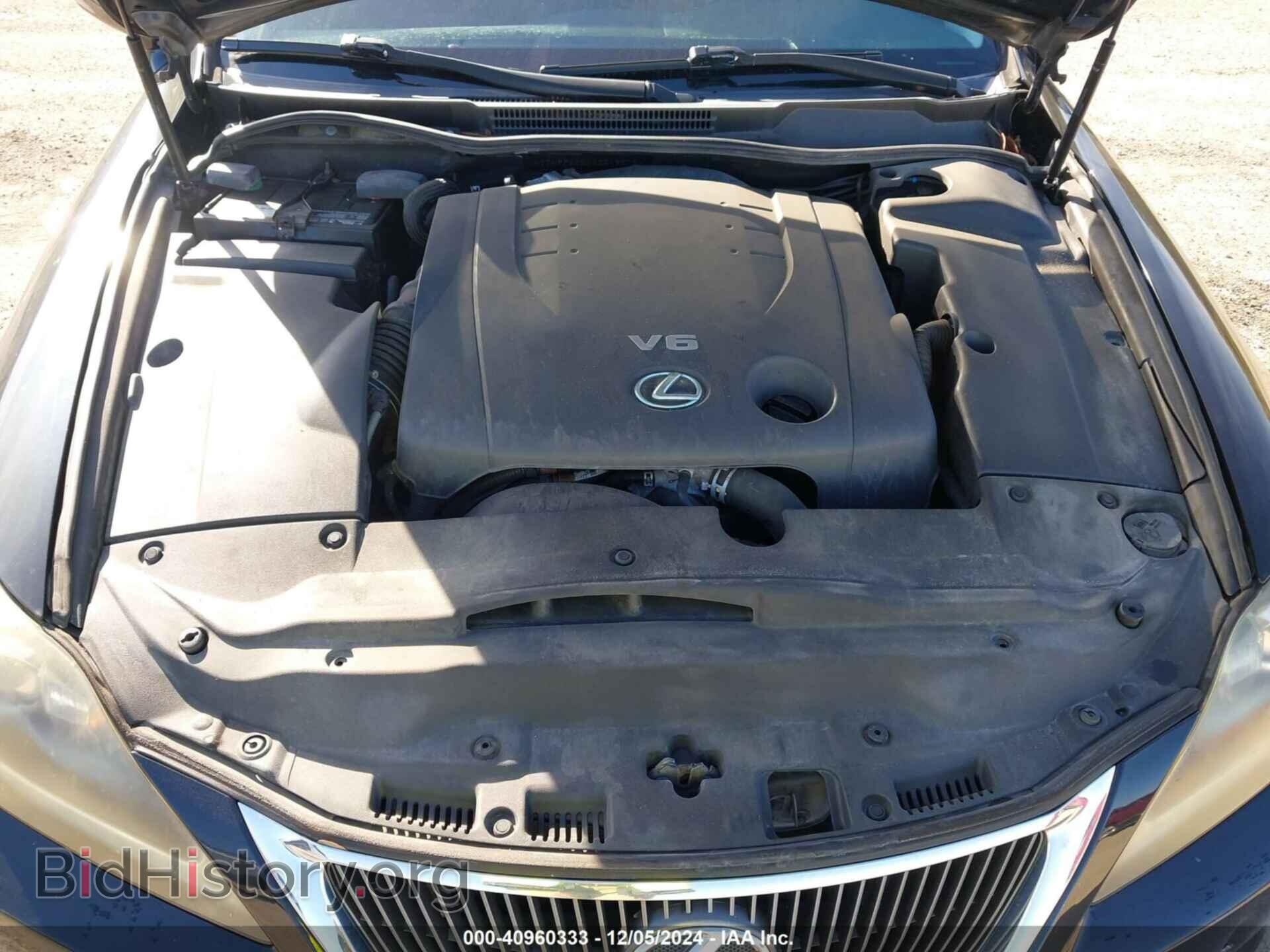 2011 LEXUS IS 250C - VIN: JTHFF2C20B2519878 - Photo 10