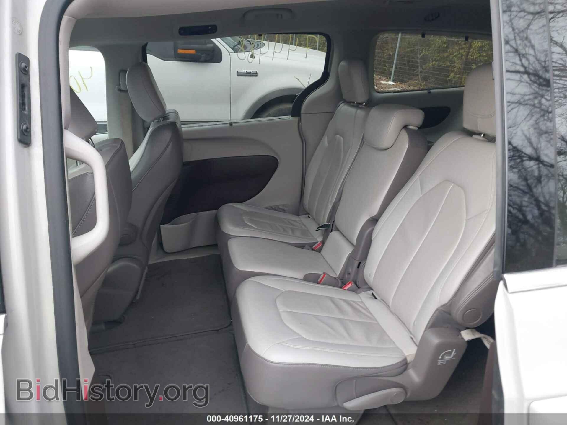 2017 CHRYSLER PACIFICA - VIN: 2C4RC1BG1HR744884 - Фото 8