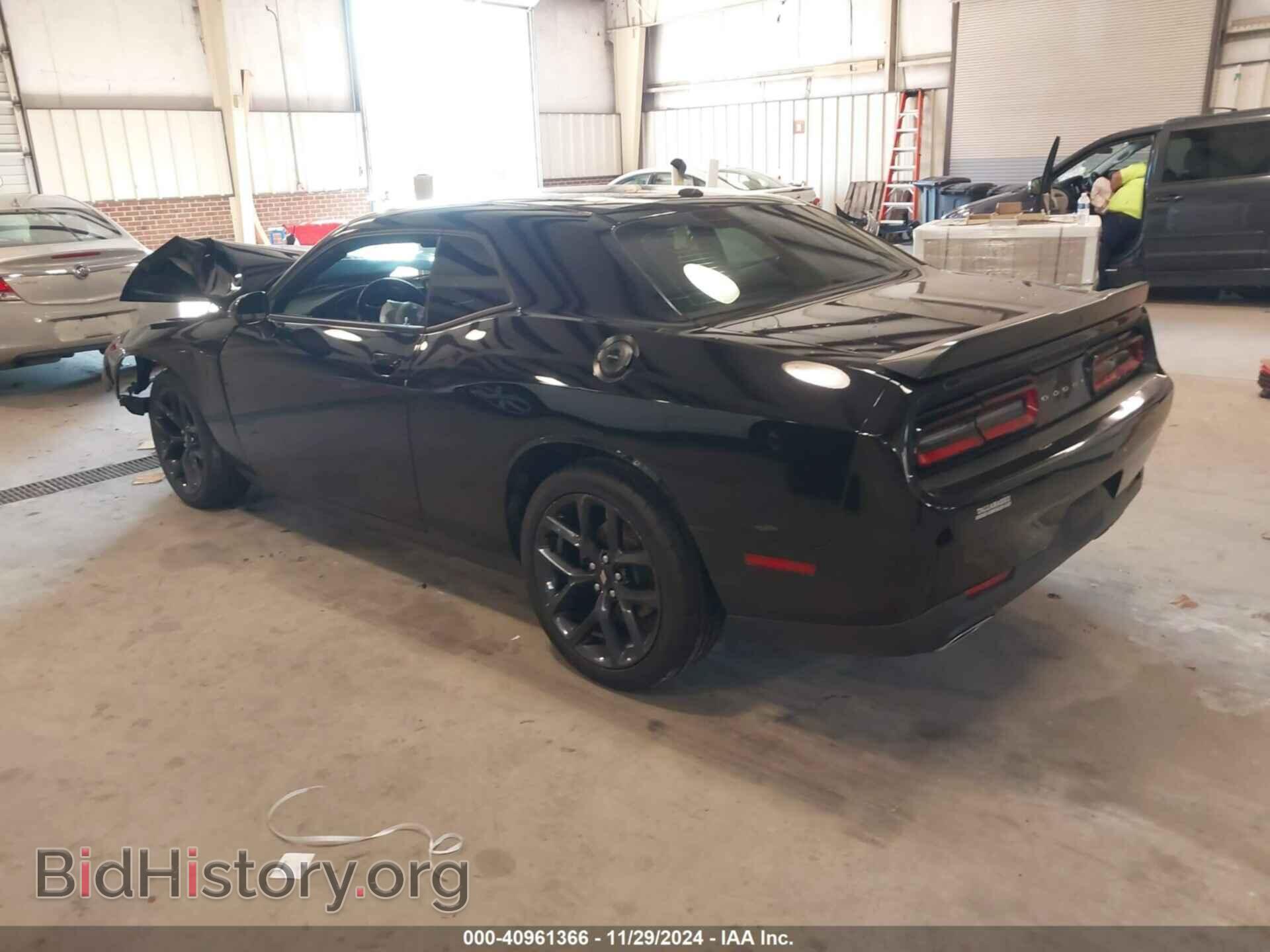 2019 DODGE CHALLENGER - VIN: 2C3CDZAG0KH743939 - Фото 3