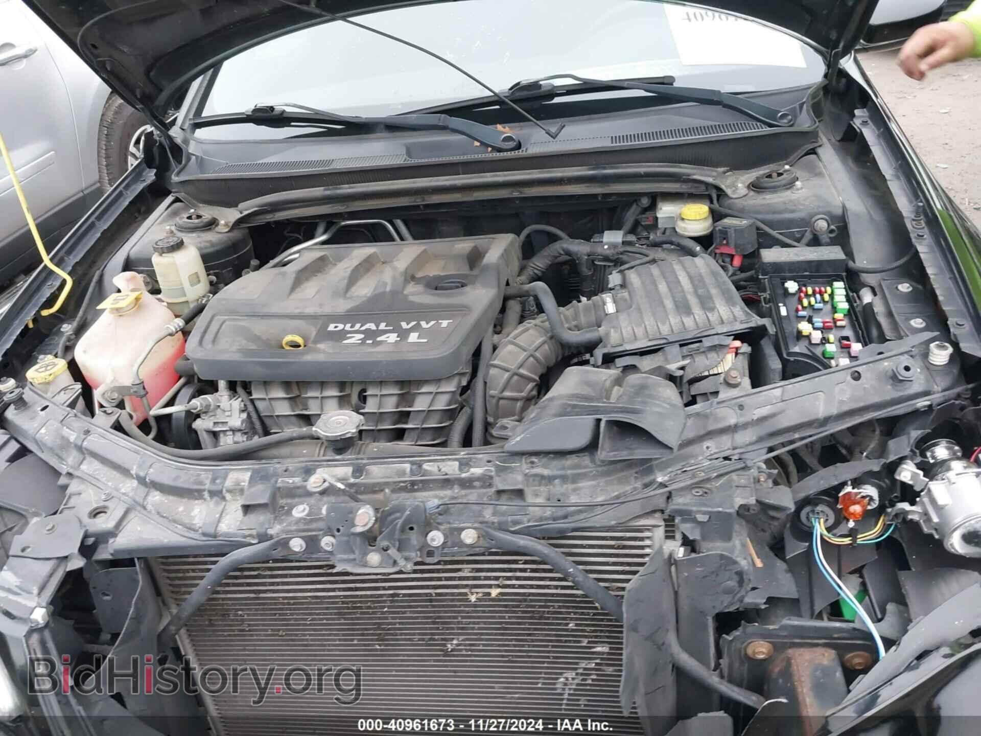 2011 CHRYSLER 200 - VIN: 1C3BC1FB4BN613795 - Фото 10