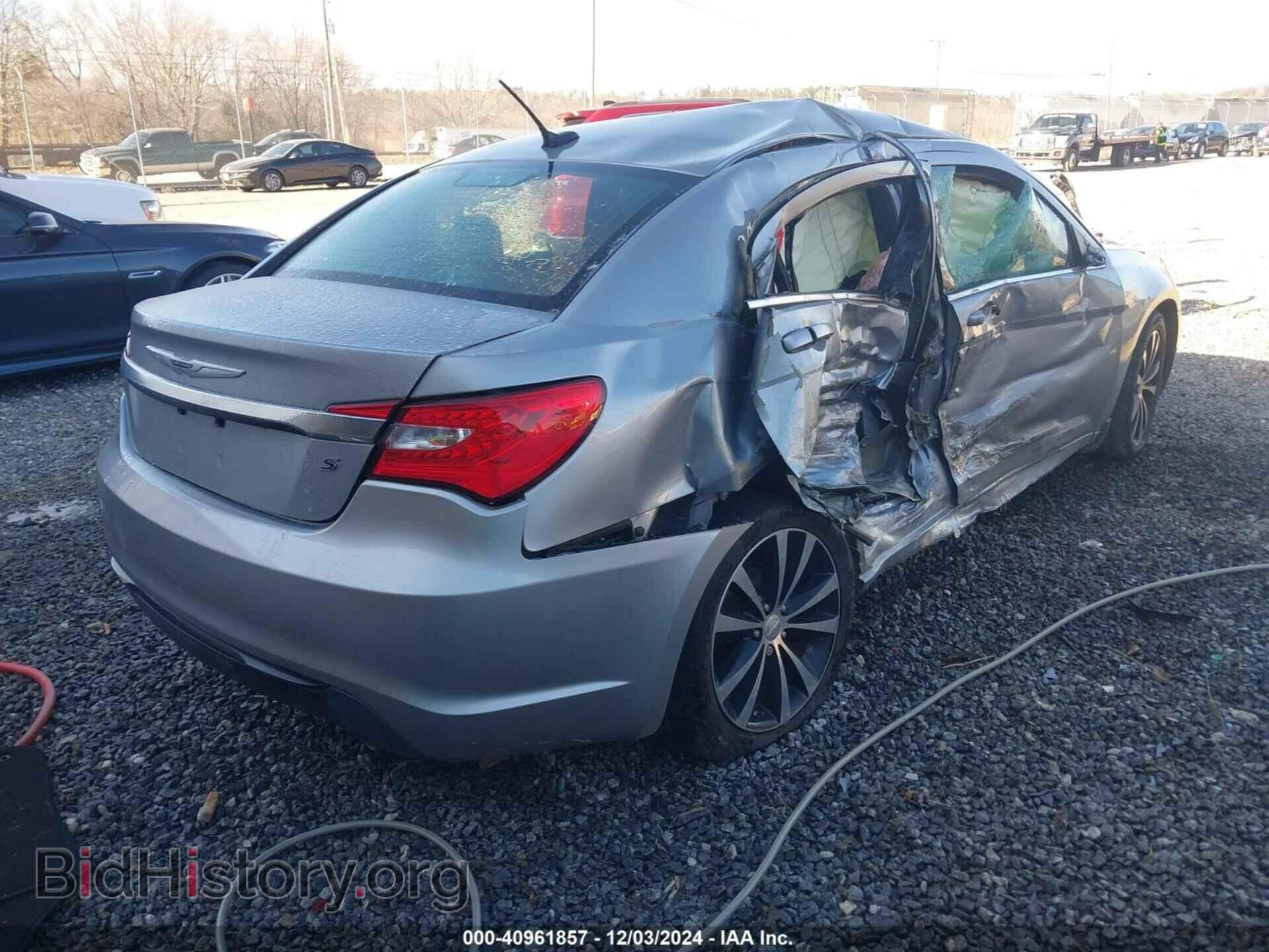 2014 CHRYSLER 200 - VIN: 1C3CCBBG7EN117552 - Фото 4
