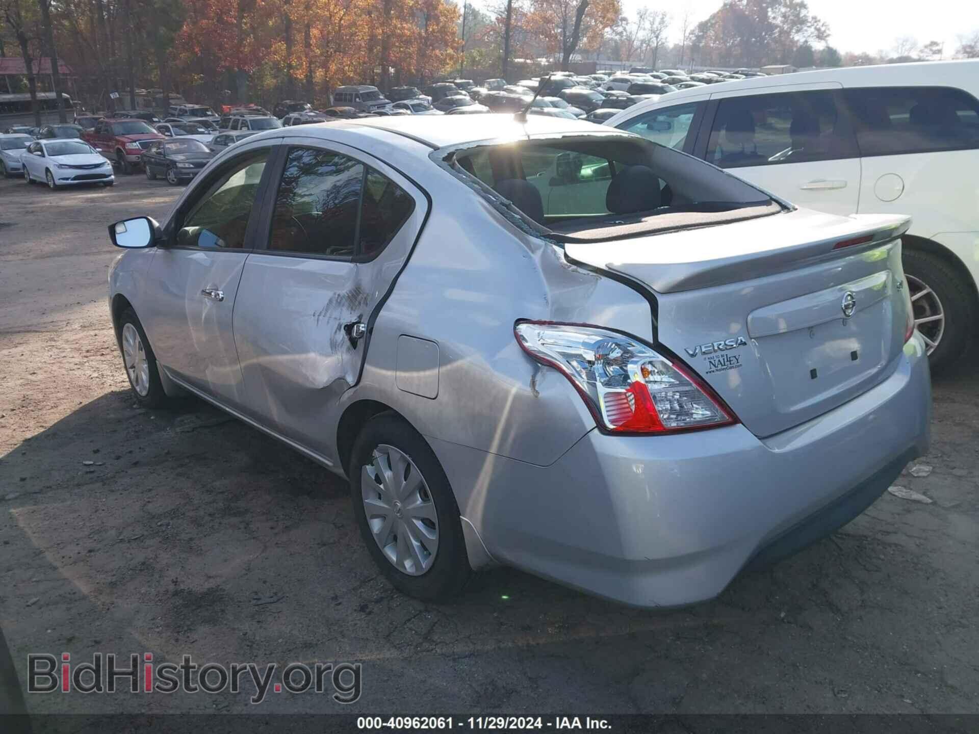 2017 NISSAN VERSA - VIN: 3N1CN7AP4HL890667 - Фото 3