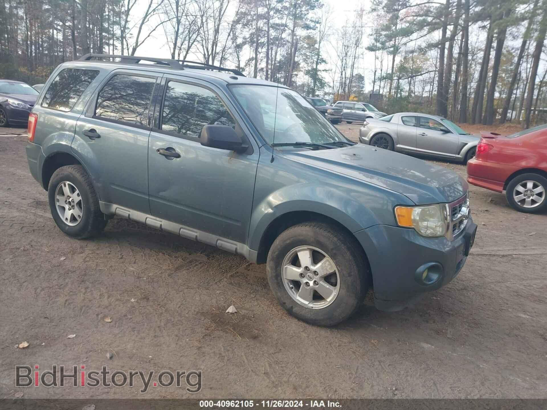 Photo 1FMCU9D79BKB50897 - FORD ESCAPE 2011