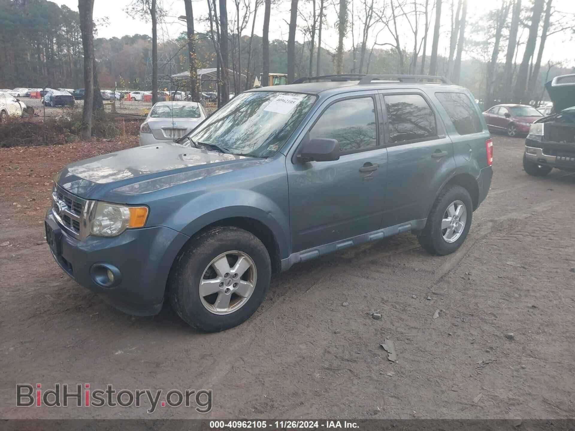 2011 FORD ESCAPE - VIN: 1FMCU9D79BKB50897 - Фото 2