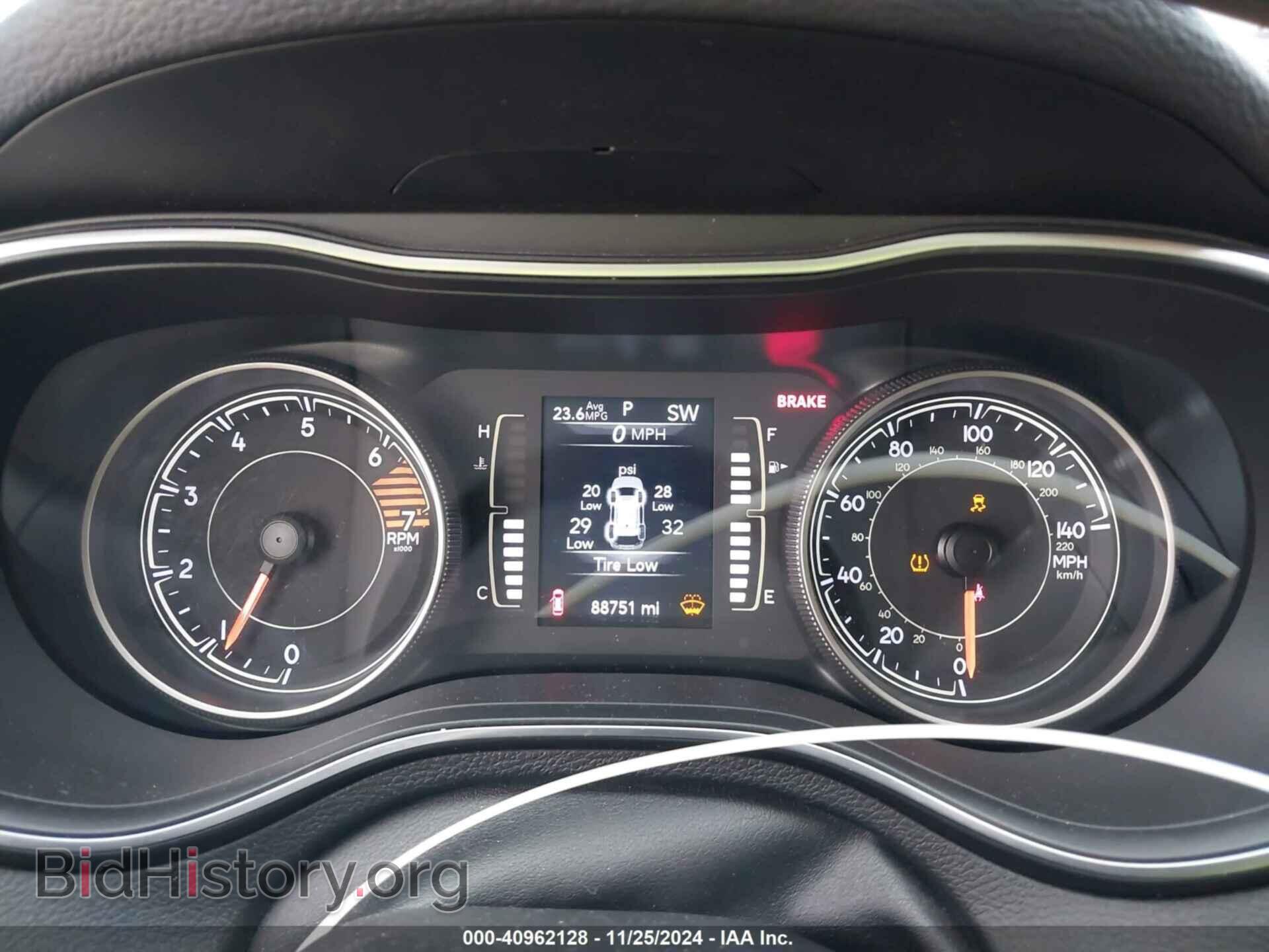 2019 JEEP CHEROKEE - VIN: 1C4PJLCB8KD153473 - Фото 7