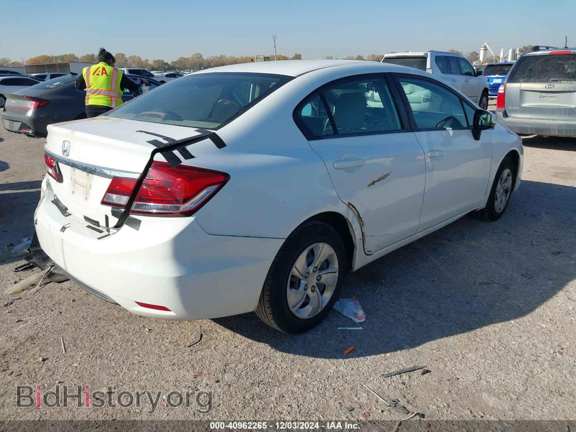 2013 HONDA CIVIC - VIN: 2HGFB2F50DH550711 - Фото 4