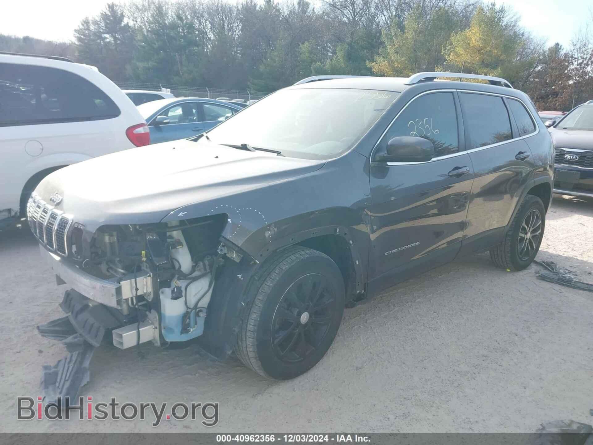 2019 JEEP CHEROKEE - VIN: 1C4PJLLB0KD272375 - Фото 2