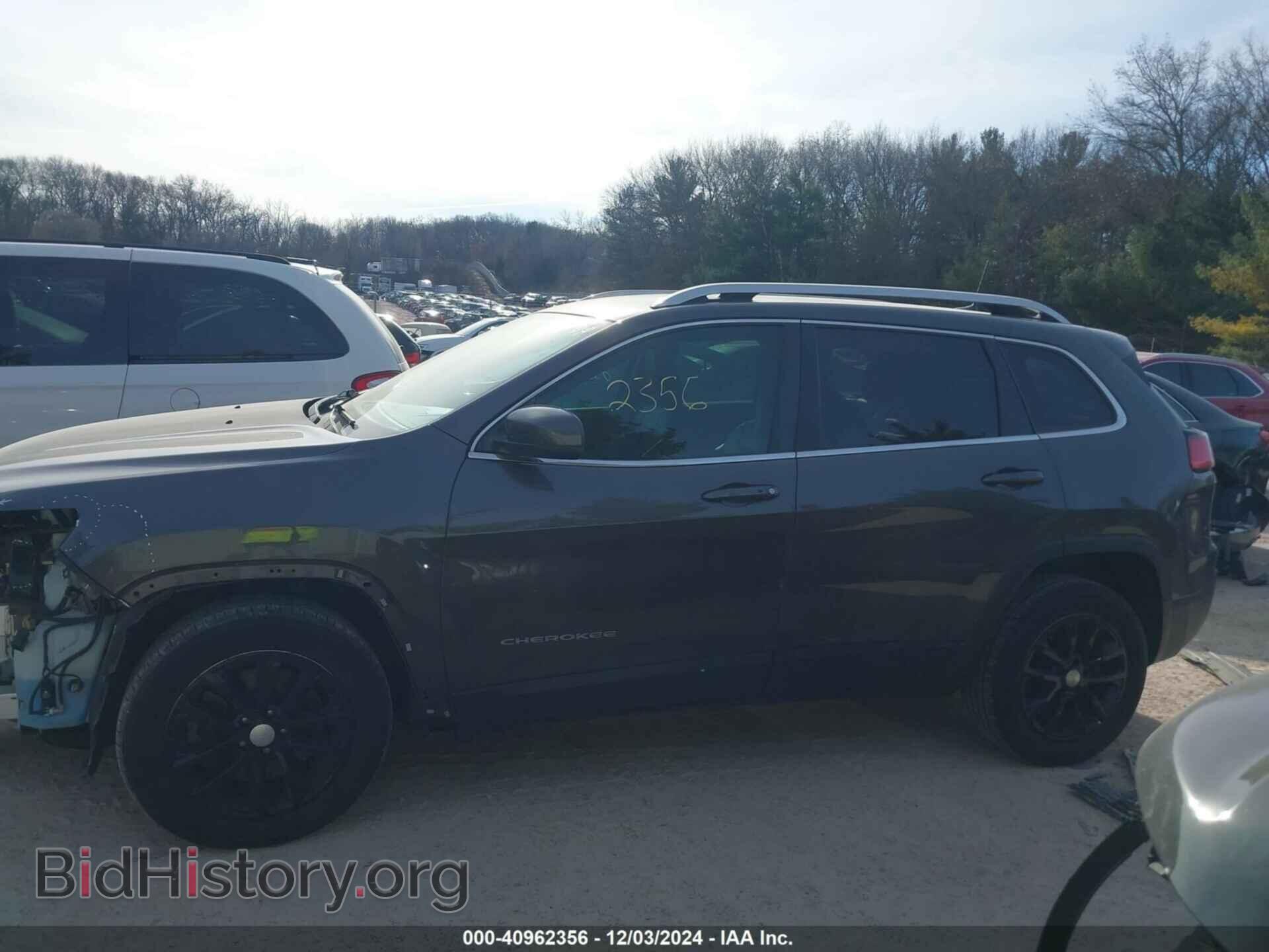 2019 JEEP CHEROKEE - VIN: 1C4PJLLB0KD272375 - Фото 15