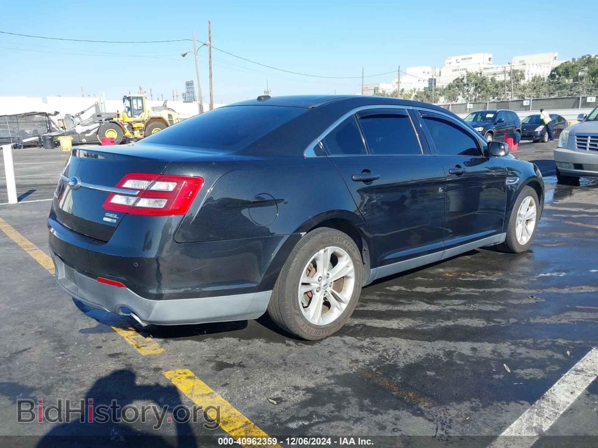 2013 FORD TAURUS - VIN: 1FAHP2H82DG200031 - Photo 4