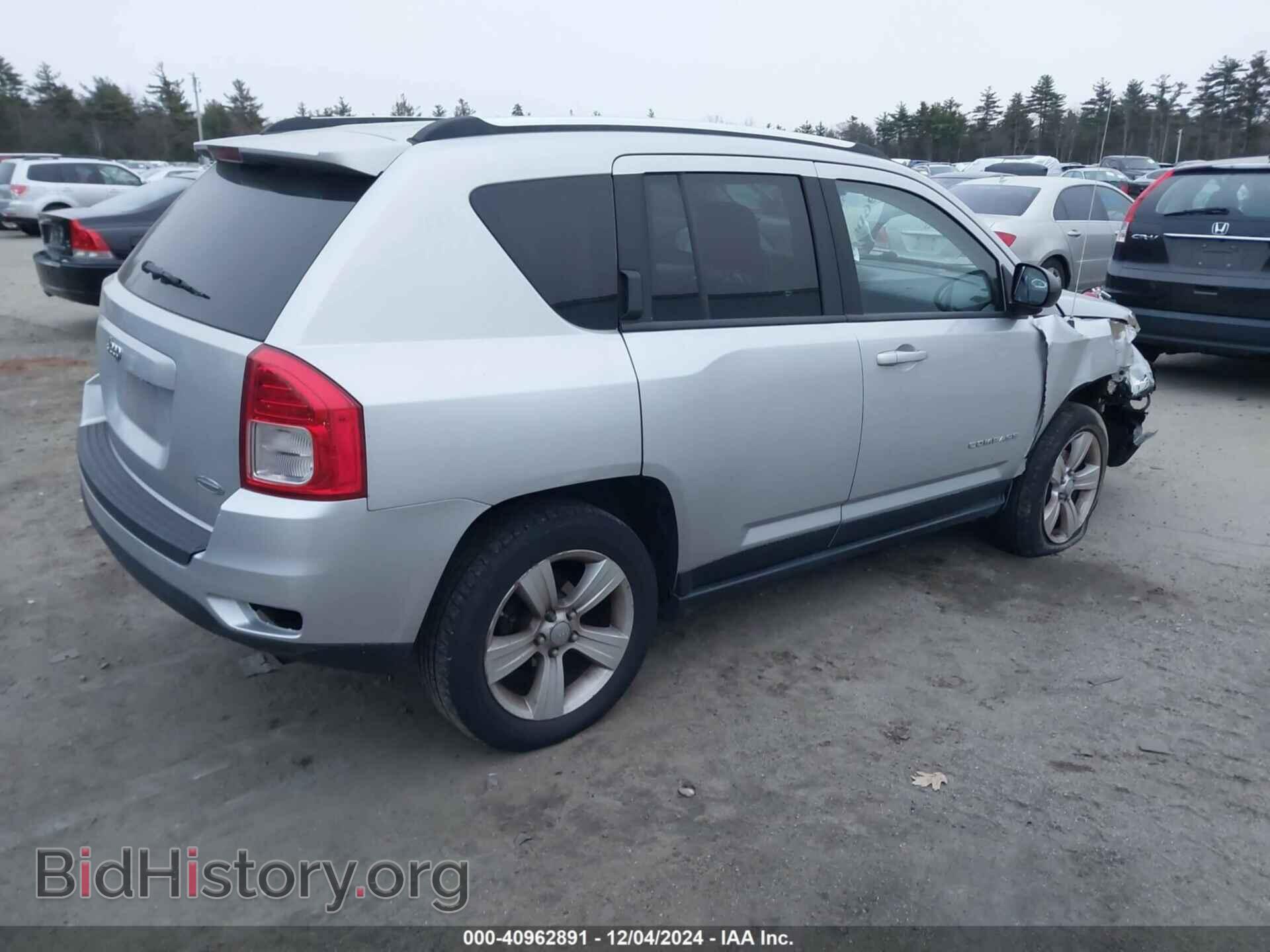 2012 JEEP COMPASS - VIN: 1C4NJDEB5CD616309 - Photo 4