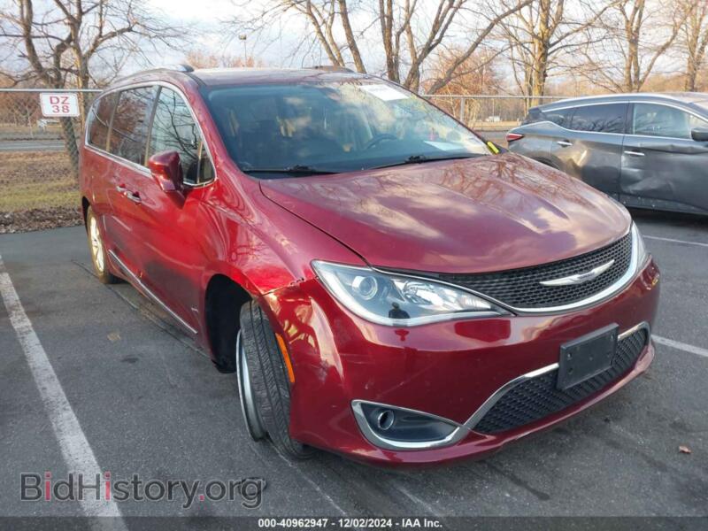2019 Chrysler PACIFICA Touring L (VIN 2C4RC1BG1KR561184) — photo 1 of 16, IAAI, damage: right front
