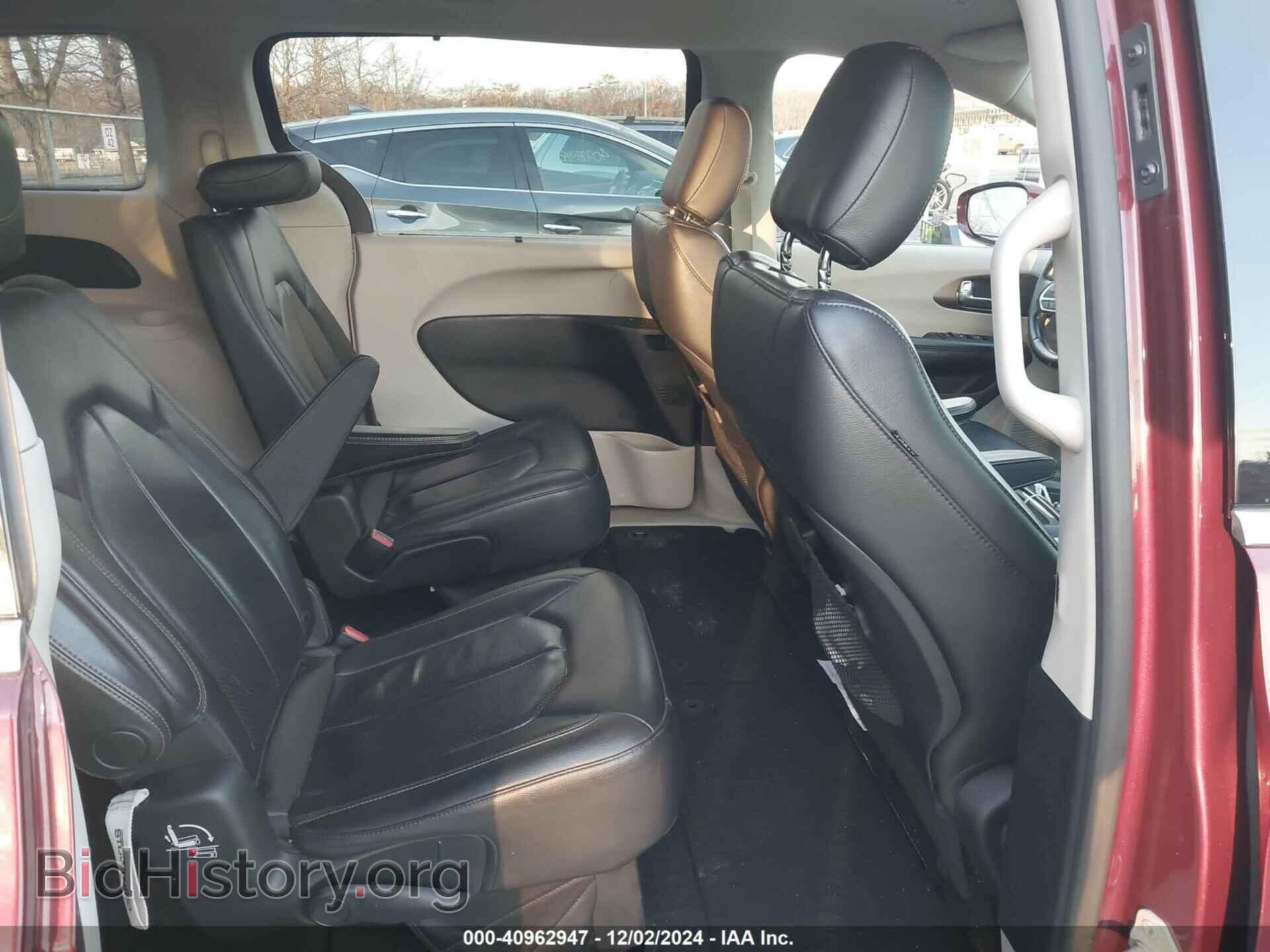 2019 CHRYSLER PACIFICA - VIN: 2C4RC1BG1KR561184 - Photo 8