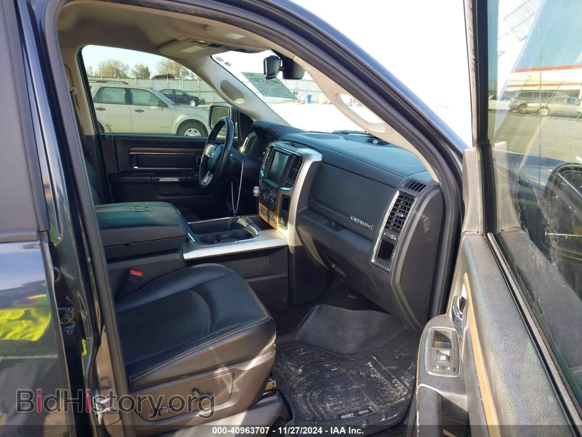 2016 RAM 1500 - VIN: 1C6RR6NT9GS241306 - Фото 5