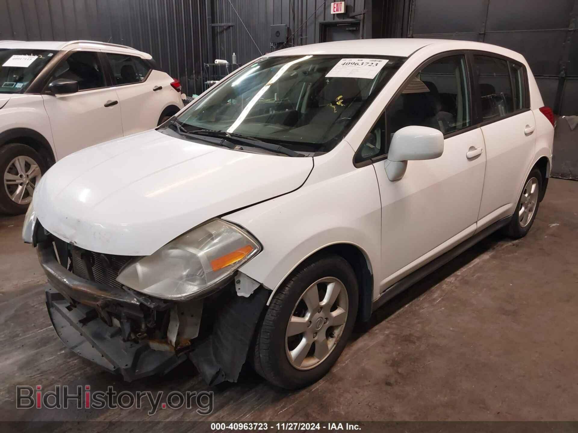 2007 NISSAN VERSA - VIN: 3N1BC13E37L388564 - Фото 2